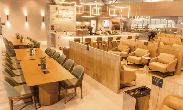W Premium Lounge