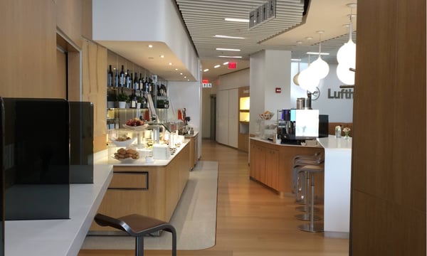 Lufthansa Lounge