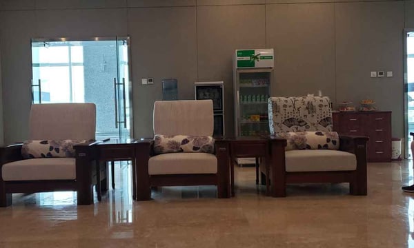 First Class Lounge