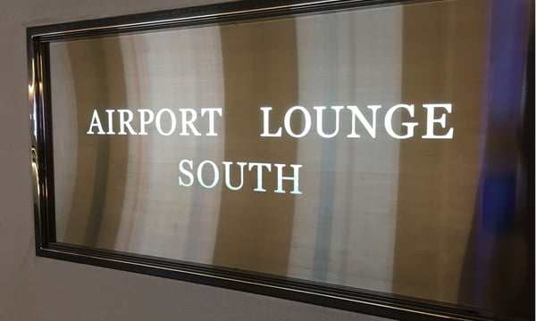 Power Lounge South
