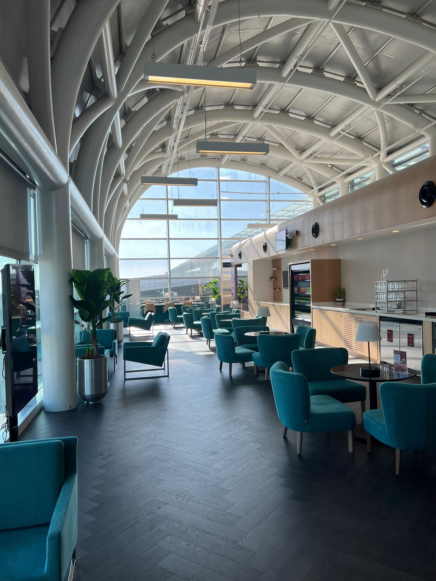 #1 of 2 images of Primeclass Lounge