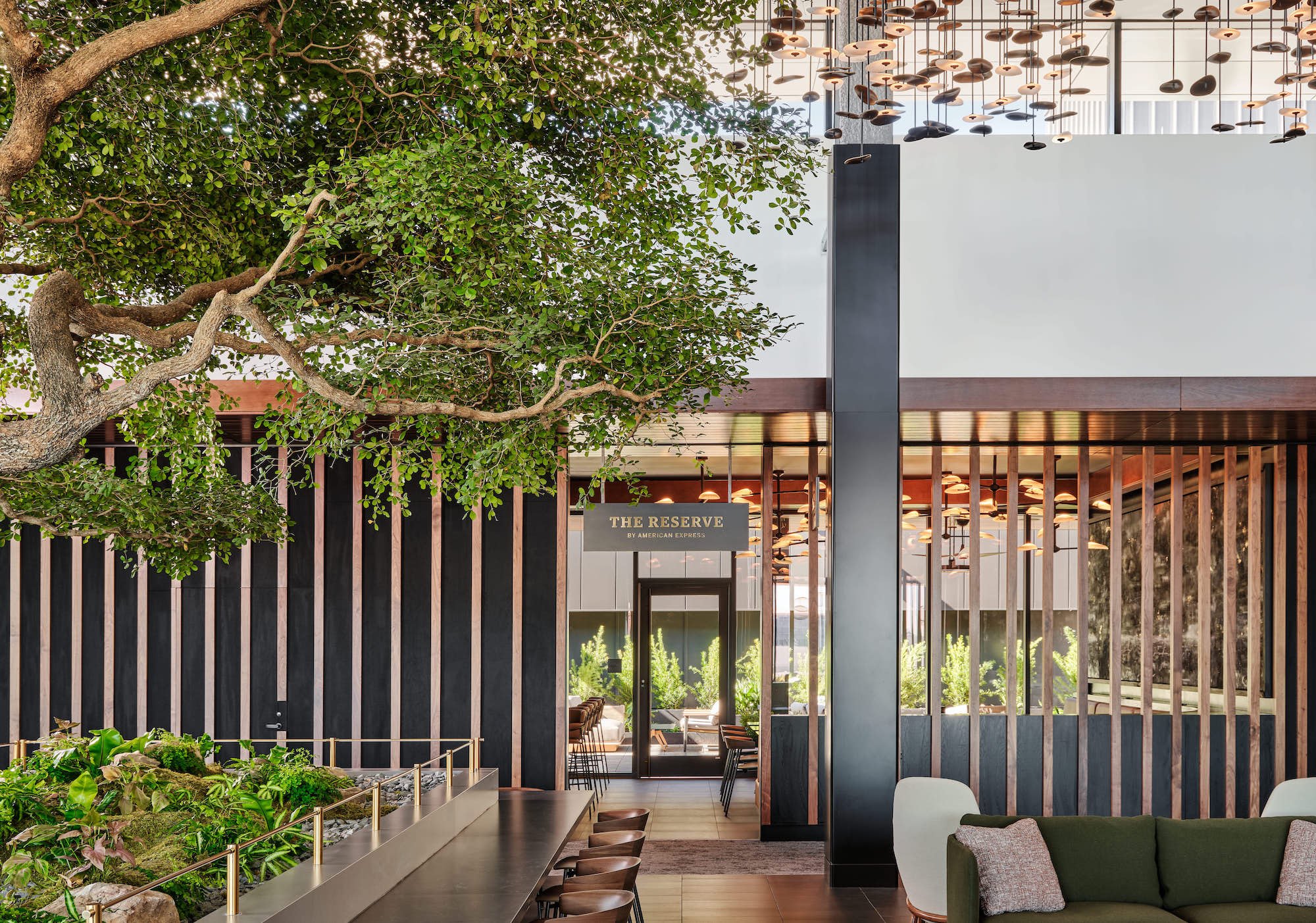 #2 of 5 images of The Centurion Lounge