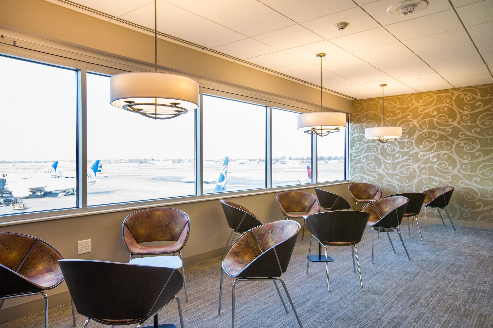 #5 of 5 images of Escape Lounge