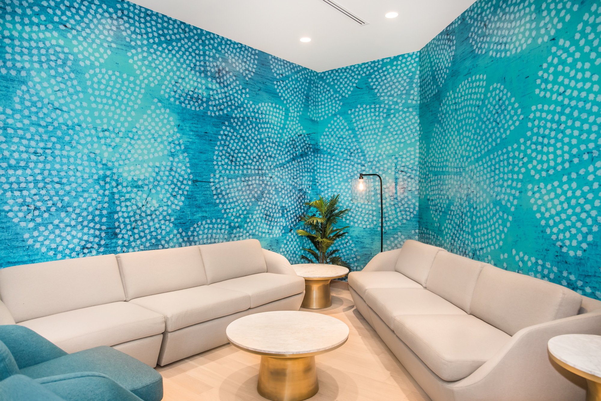 #2 of 5 images of Escape Lounges - The Centurion® Studio Partner