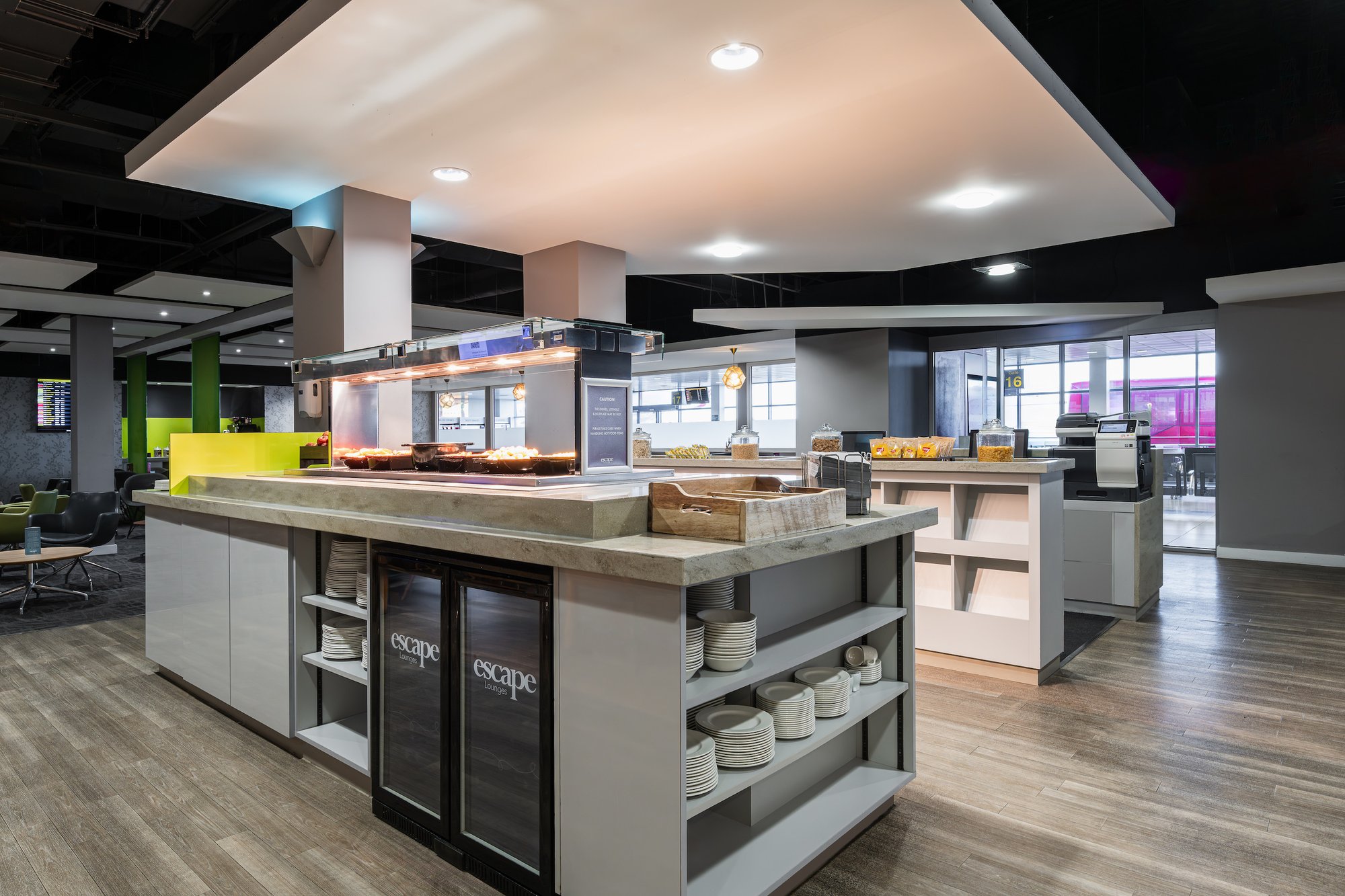 #4 of 5 images of Escape Lounges