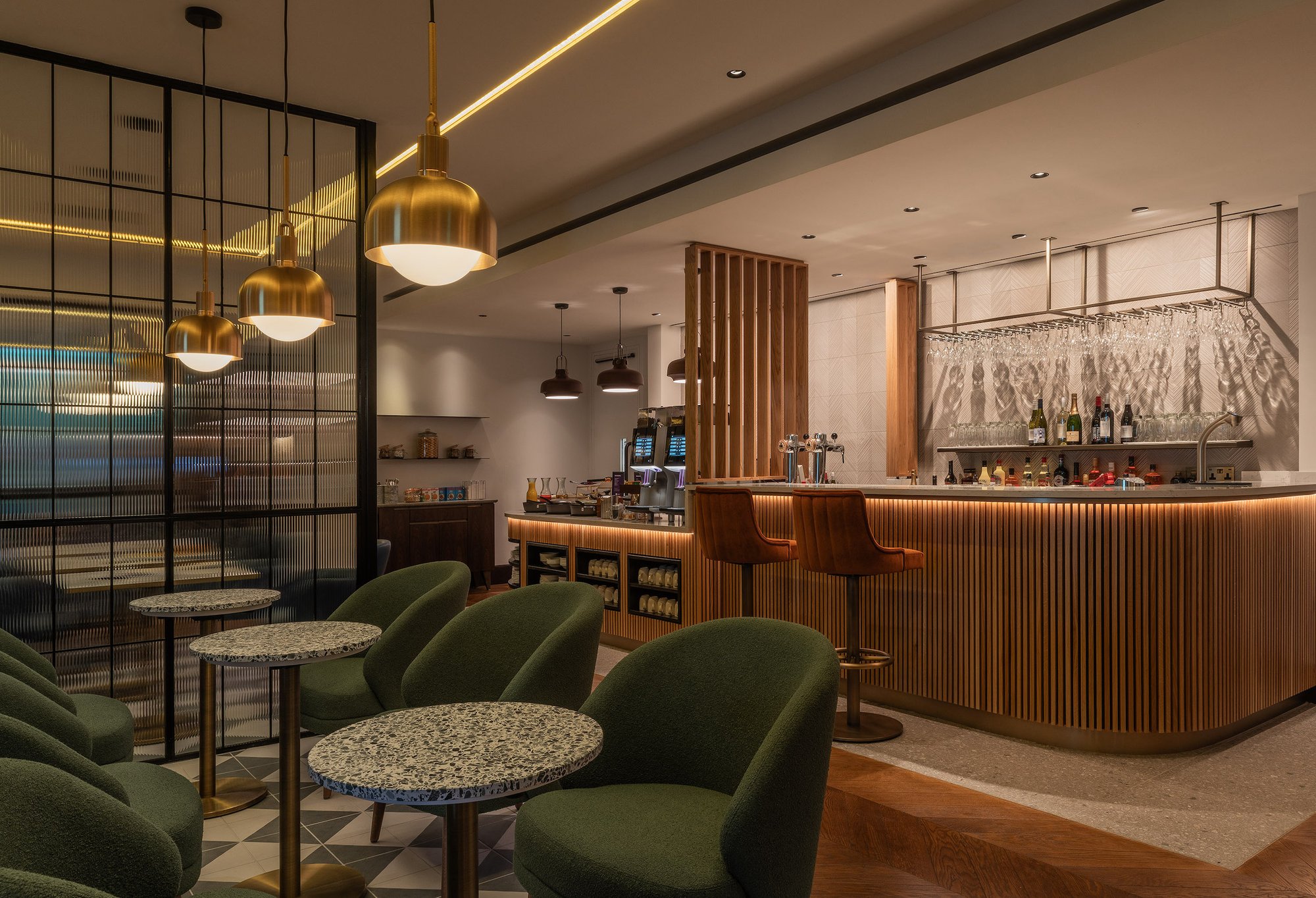 #2 of 2 images of No1 Lounge Luton