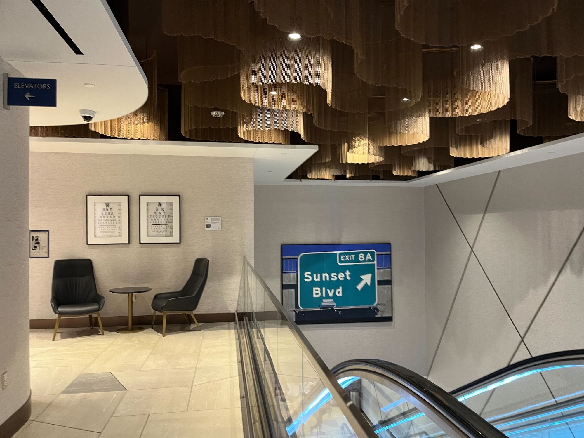 #3 of 5 images of Delta Sky Club