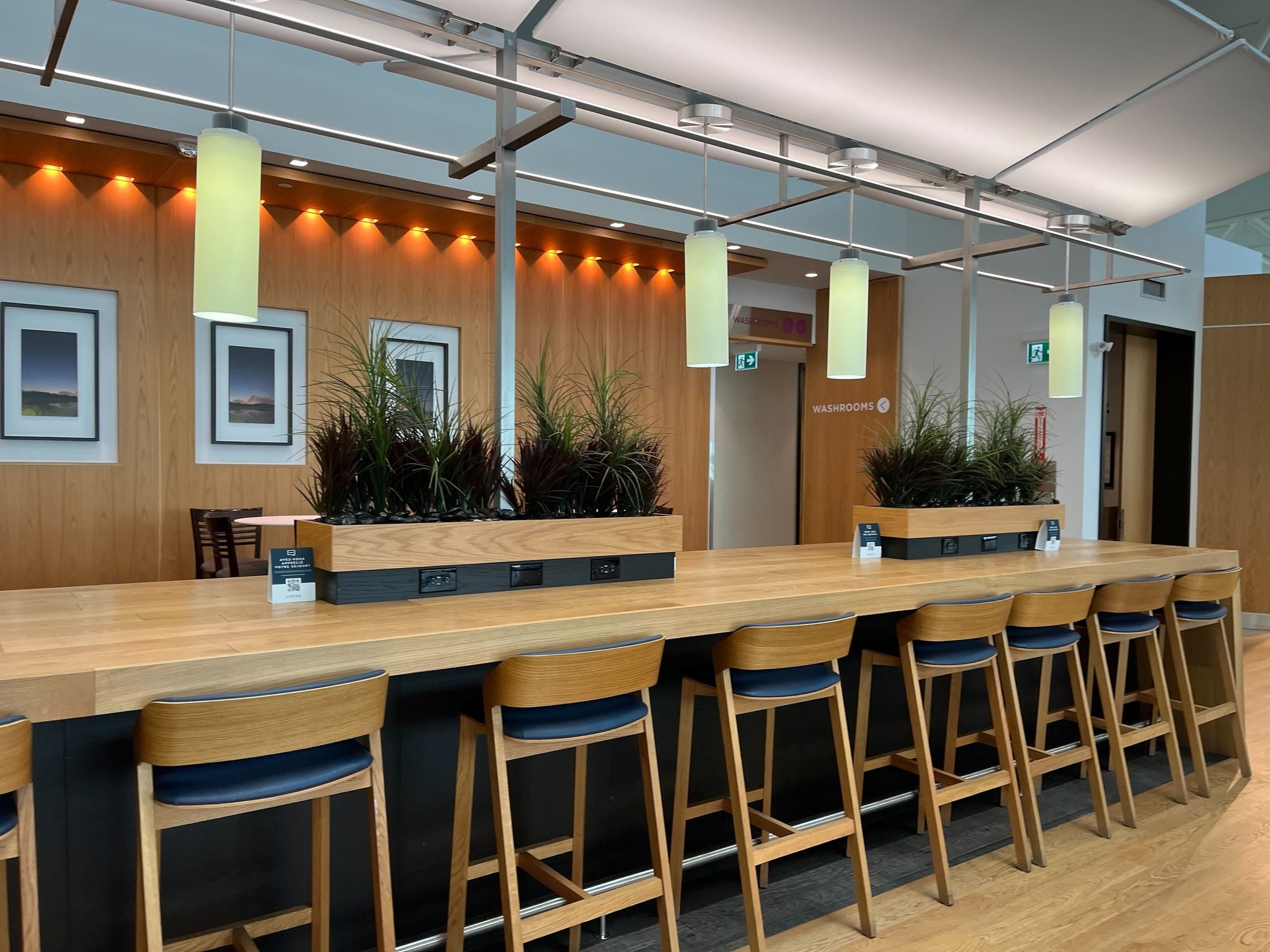 #2 of 5 images of Aspire Lounge (Transborder)