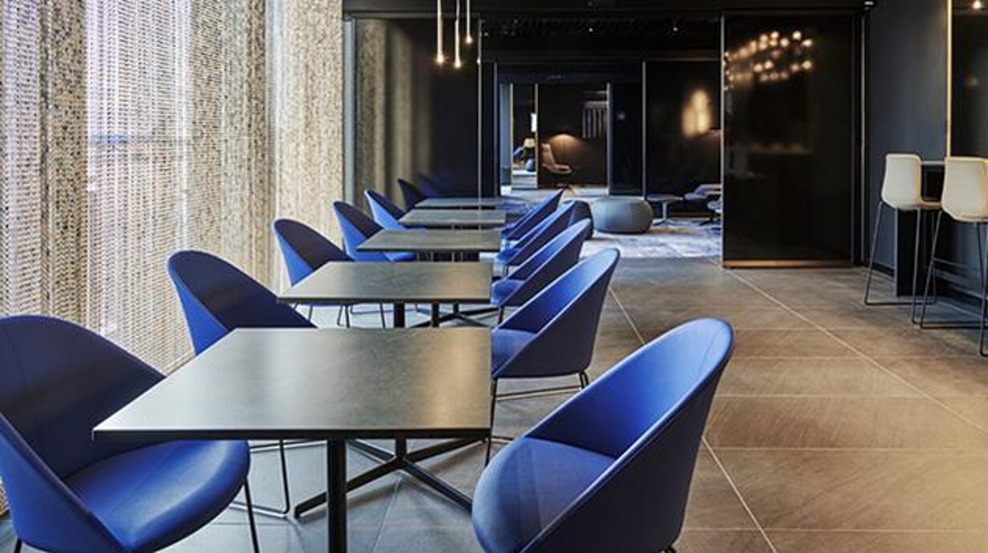 #5 of 5 images of Prima Vista Lounge - Portus