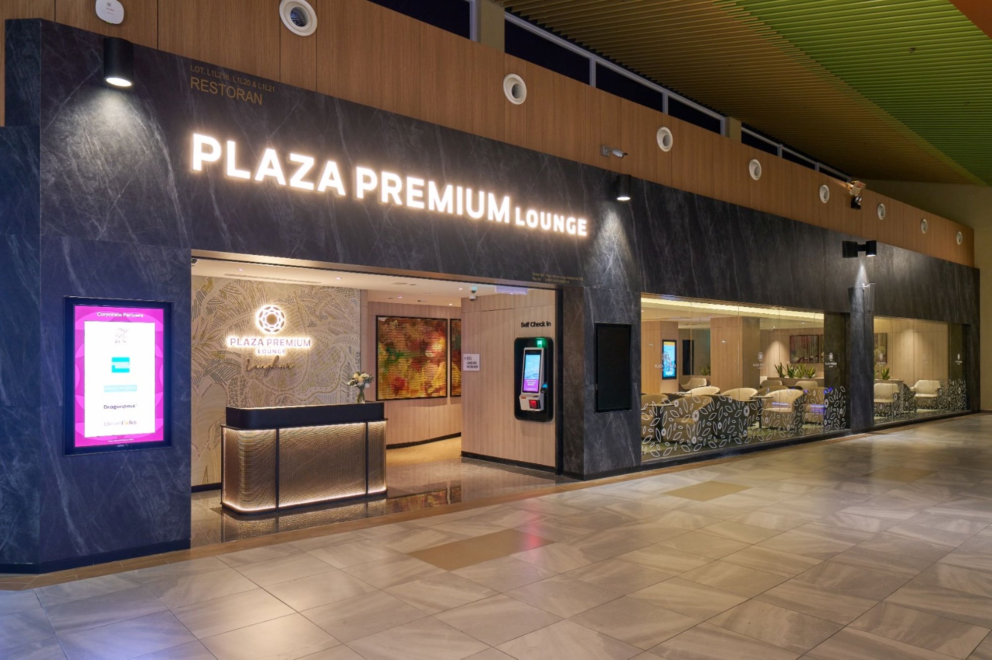 #1 of 5 images of Plaza Premium Lounge