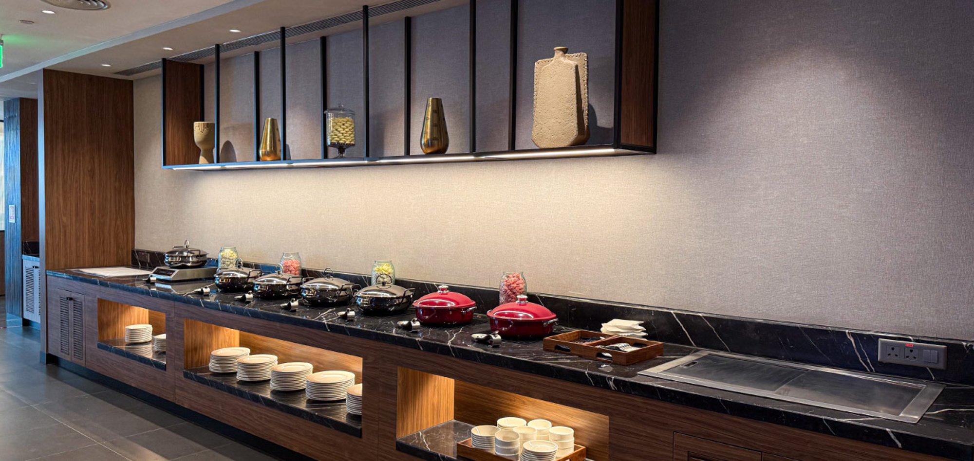 #3 of 5 images of The Centurion Lounge