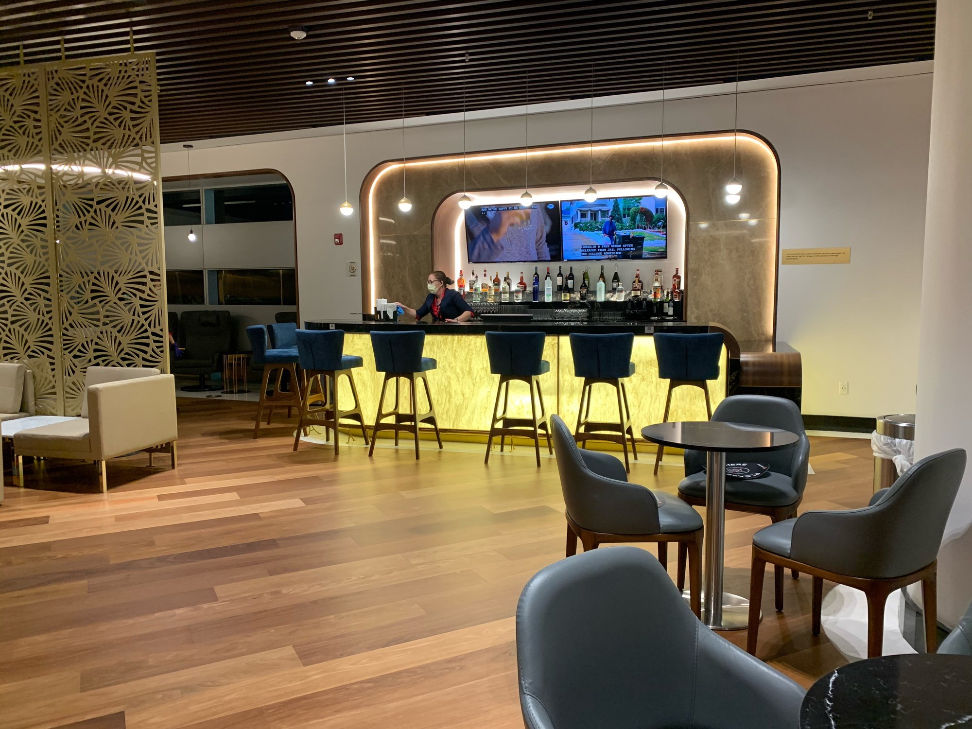 #1 of 5 images of Turkish Airlines Lounge