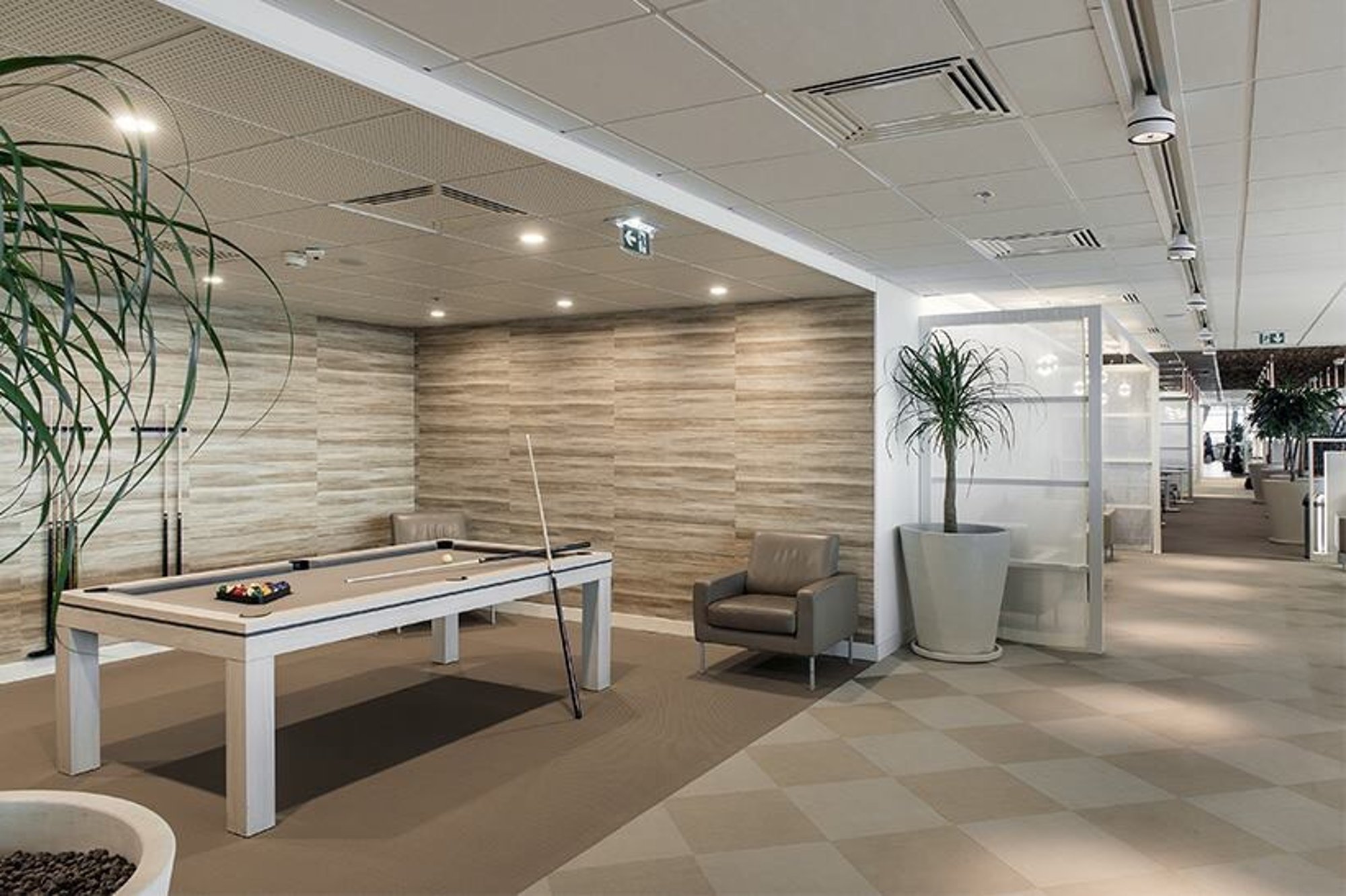 #5 of 5 images of The Infinity Lounge