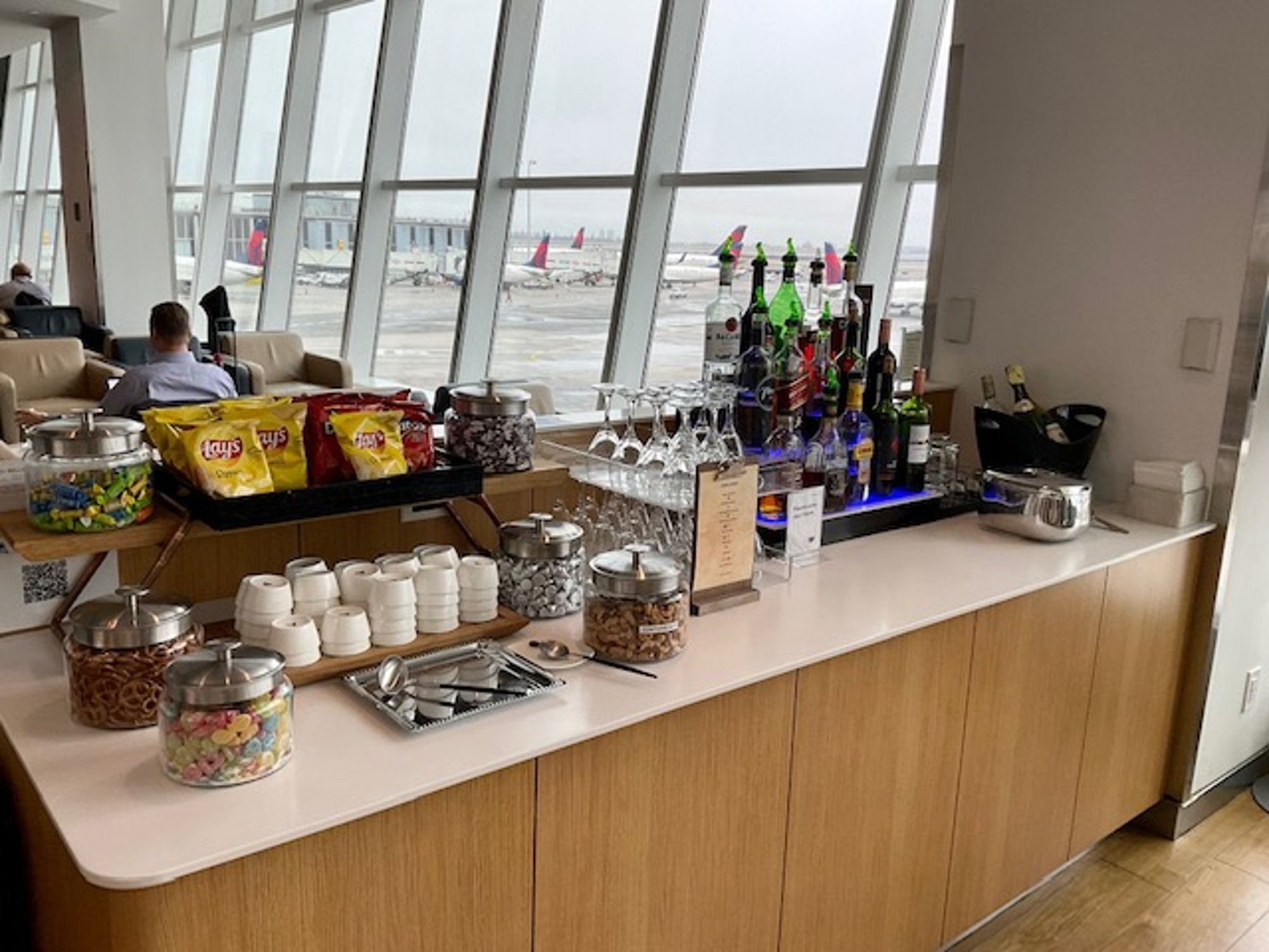 #5 of 5 images of Lufthansa Business Lounge