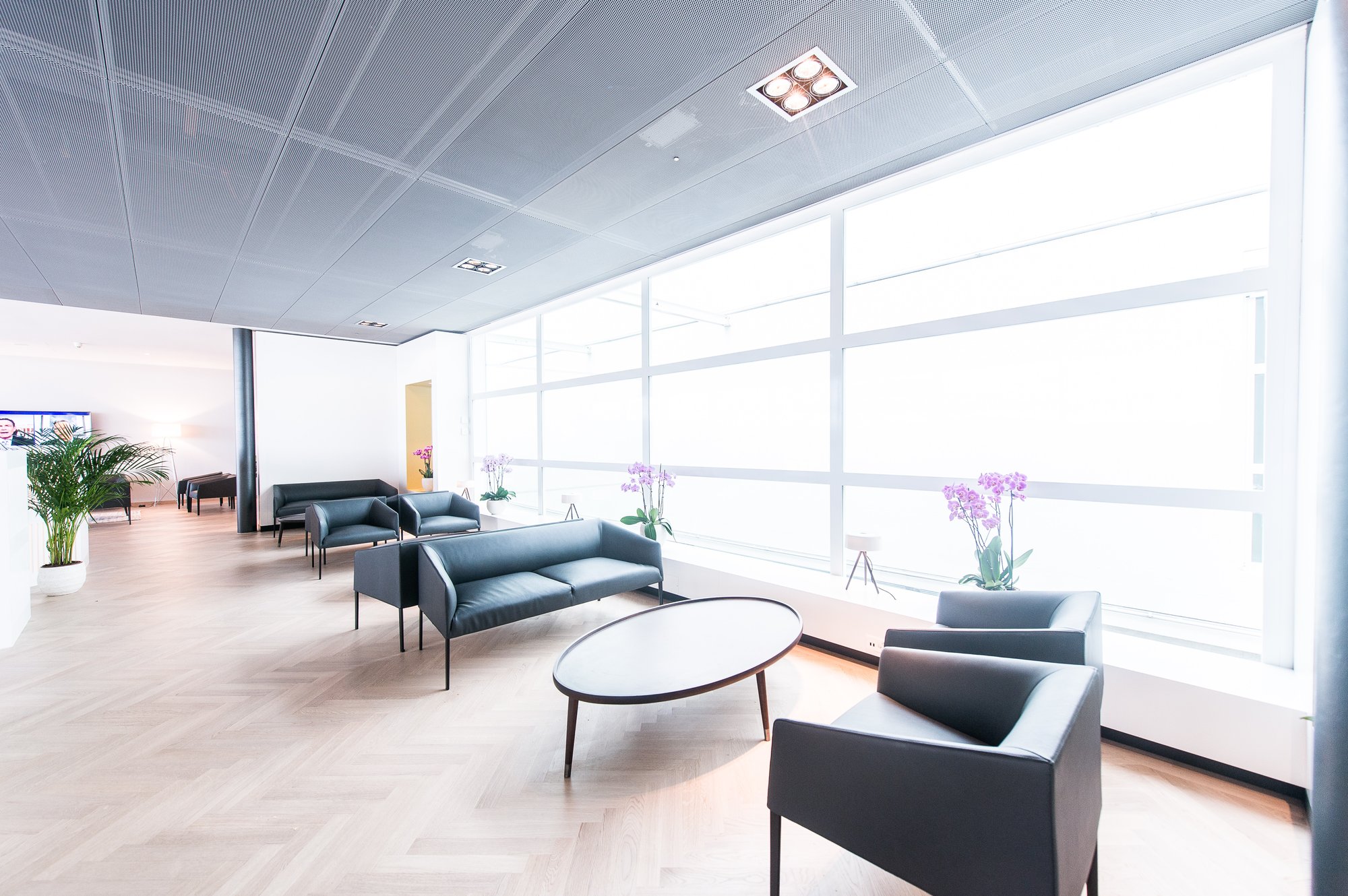 #1 of 5 images of Aspire Lounge