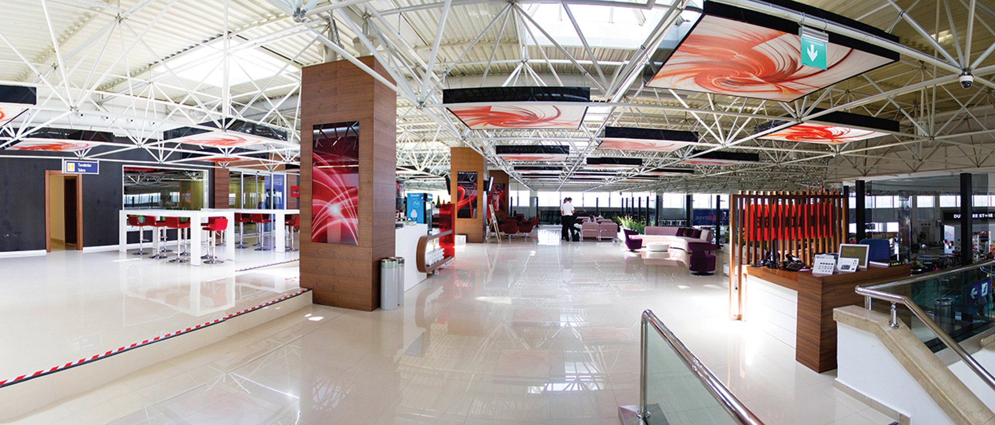 #2 of 5 images of CIP Lounge
