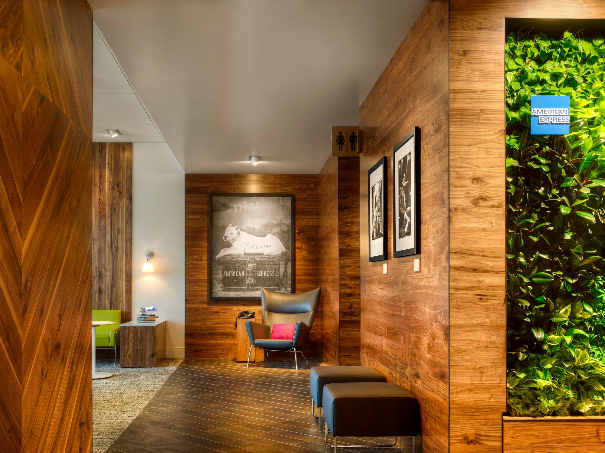 #5 of 5 images of The Centurion Lounge