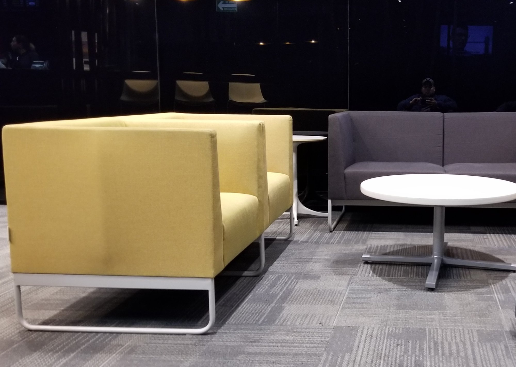 #2 of 5 images of VIP Lounge Bajio