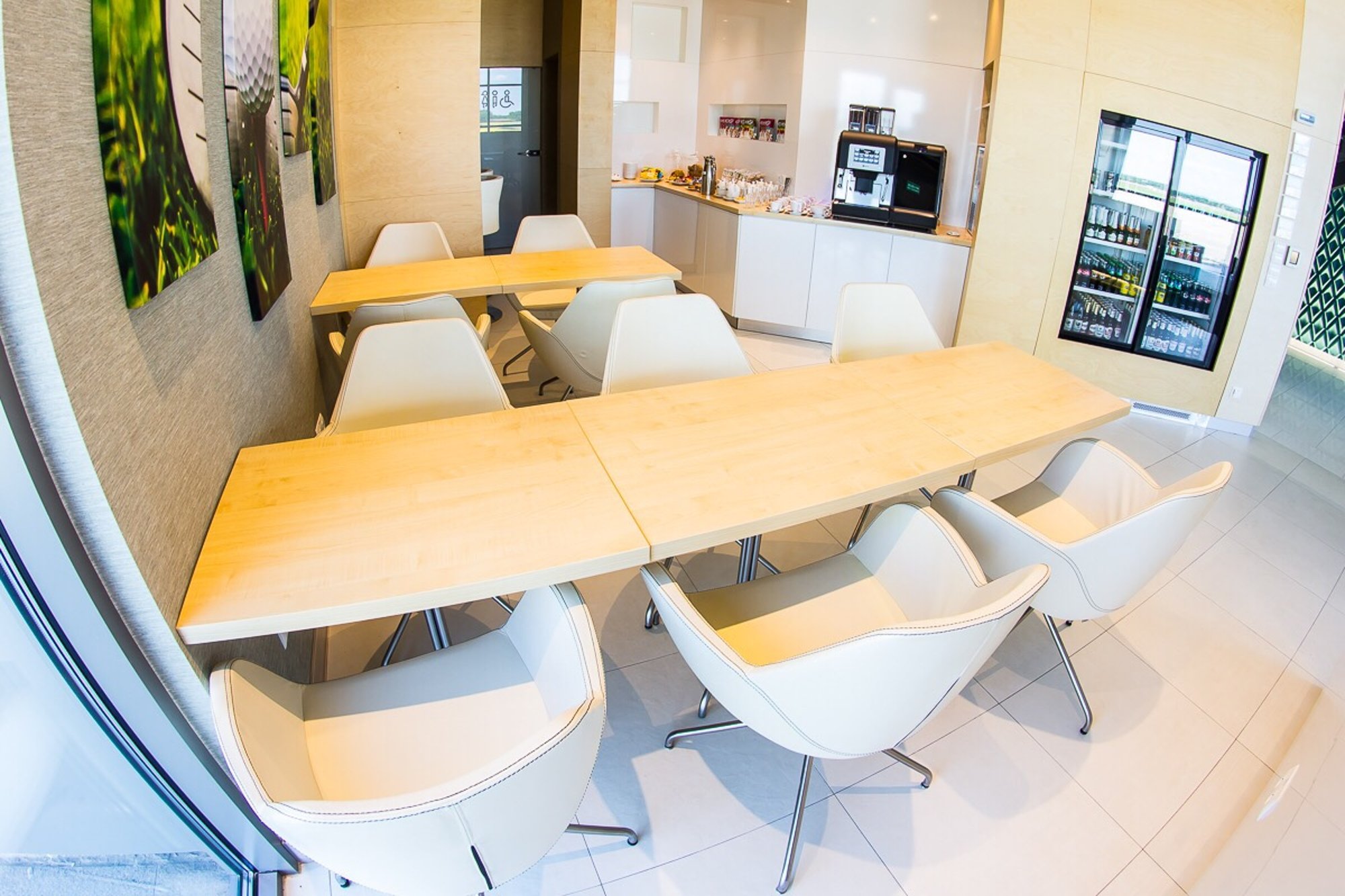 #5 of 5 images of Business Lounge