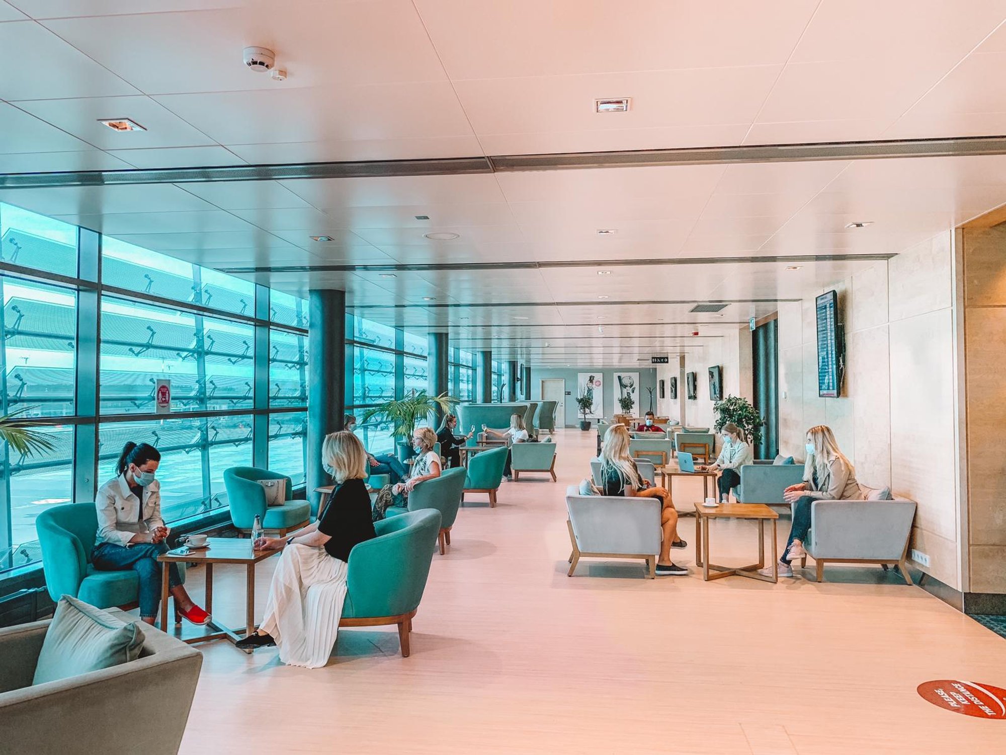 #3 of 5 images of Primeclass Business Lounge