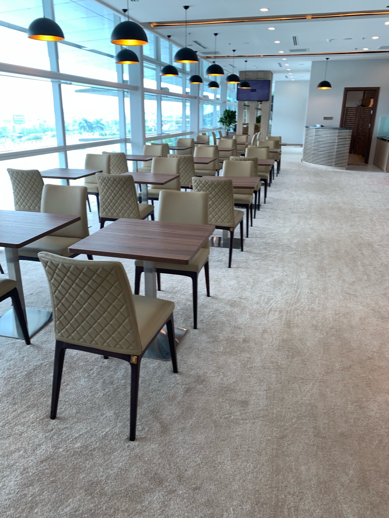 #1 of 3 images of Vanda Lounge