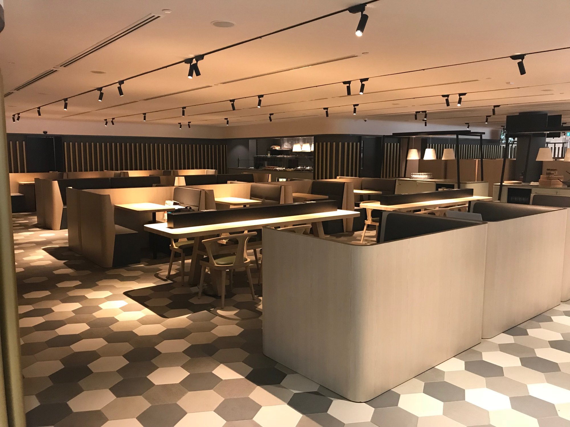 #4 of 5 images of Blossom Lounge