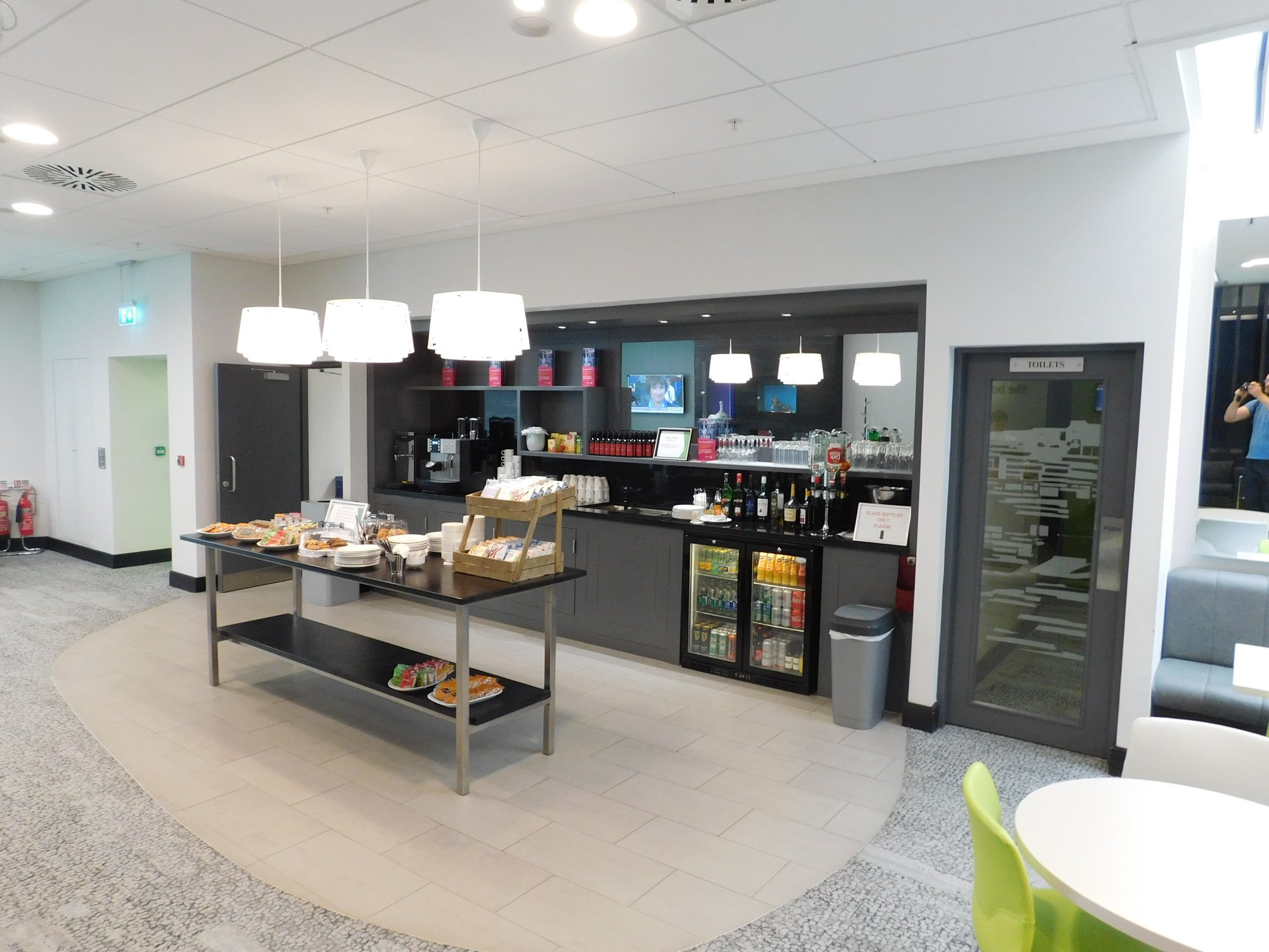 #4 of 5 images of The Ború Lounge