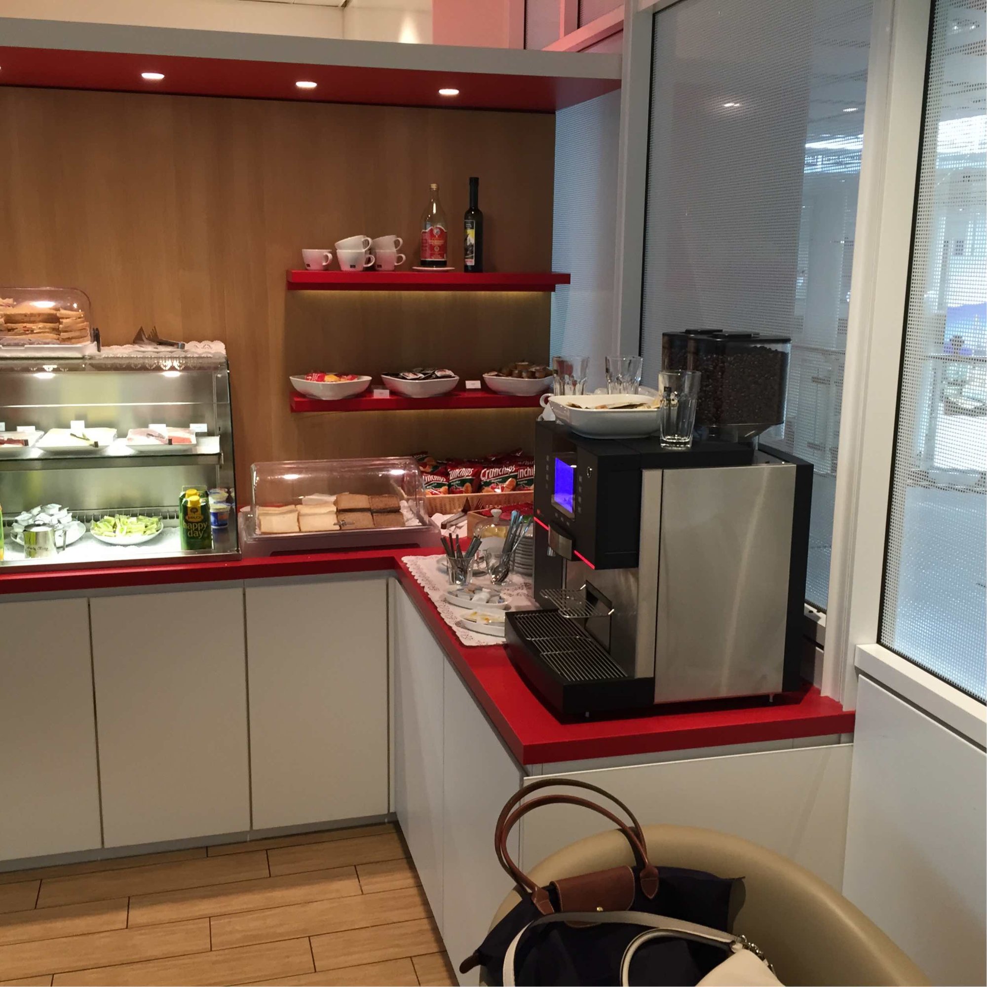 #1 of 3 images of Air France Lounge (Temporarily Closed)