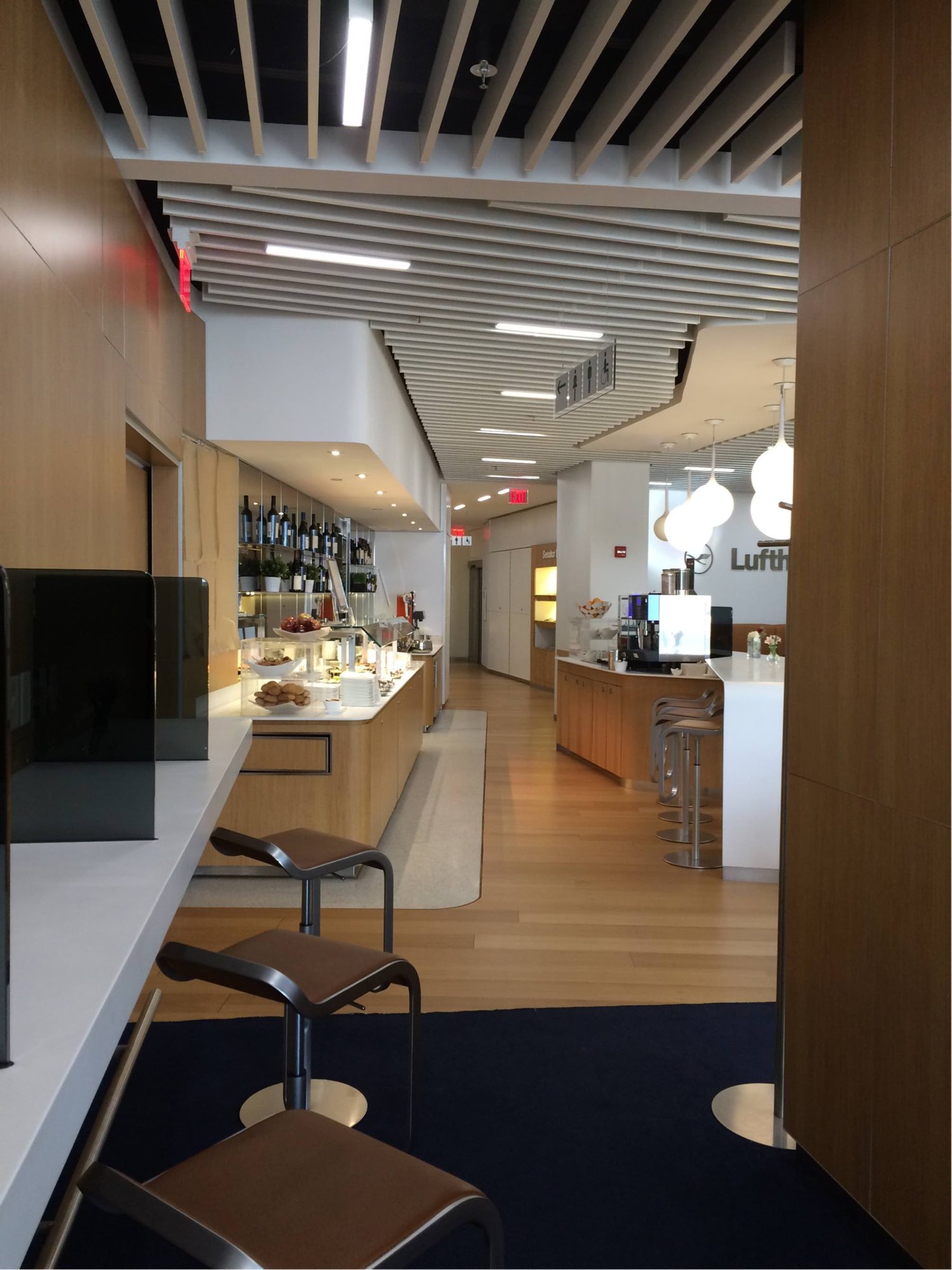 #1 of 5 images of Lufthansa Business Lounge