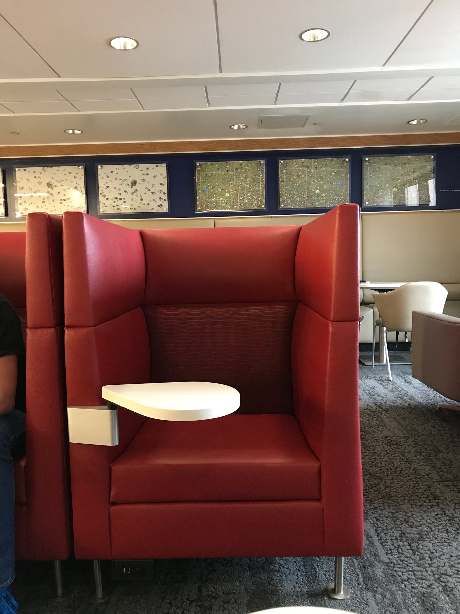 #3 of 5 images of Delta Air Lines Delta Sky Club (Gate D27)