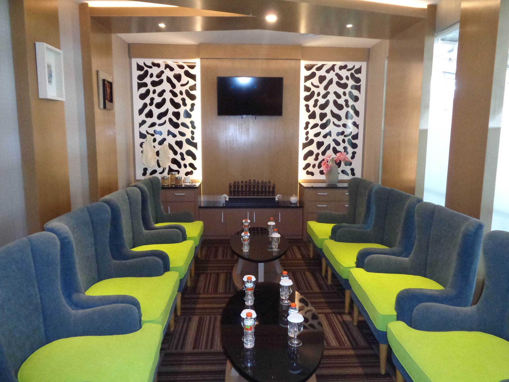 #2 of 5 images of Concordia Premier Lounge (Temporarily Closed)