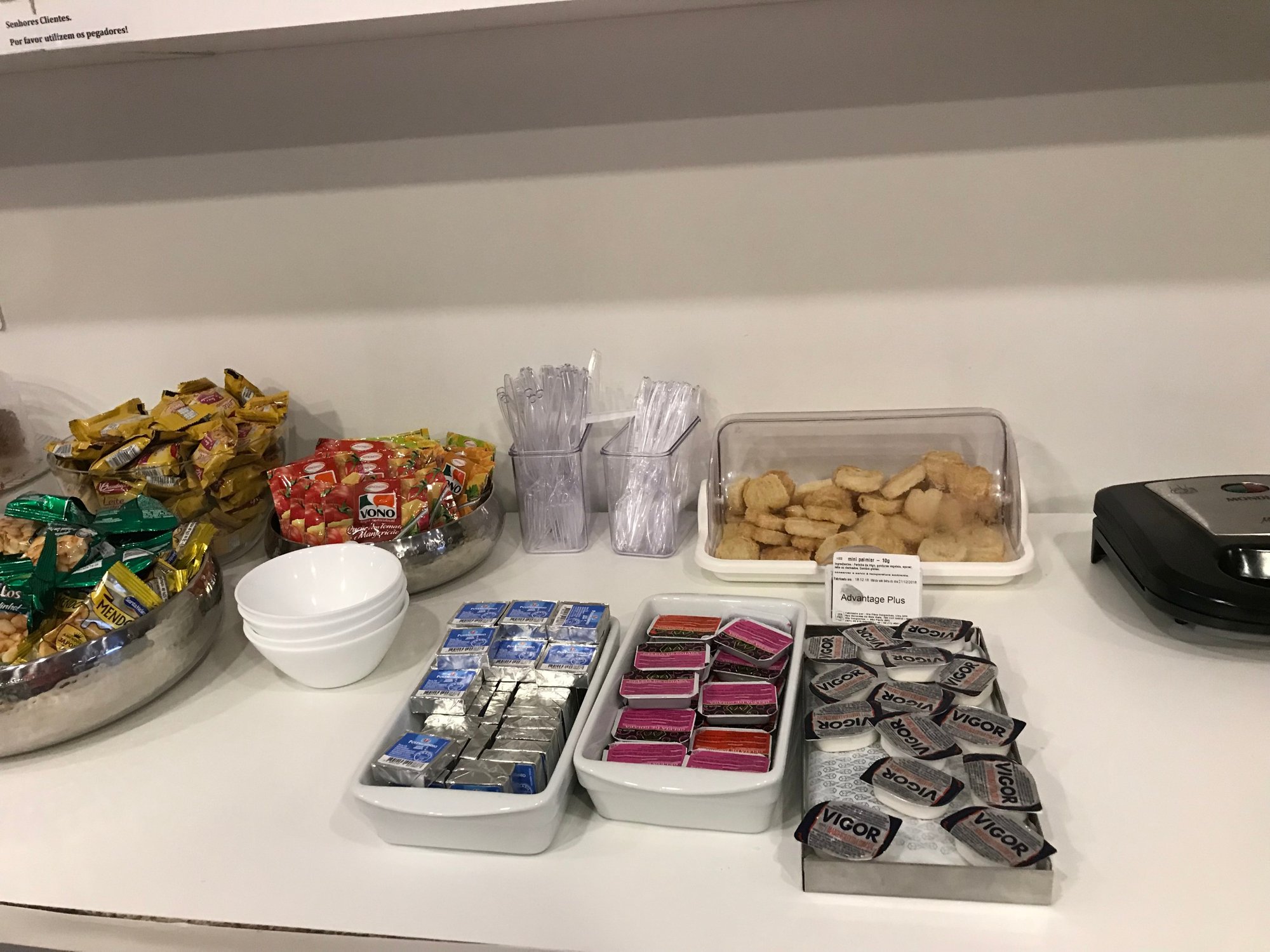#3 of 5 images of Advantage VIP Lounge