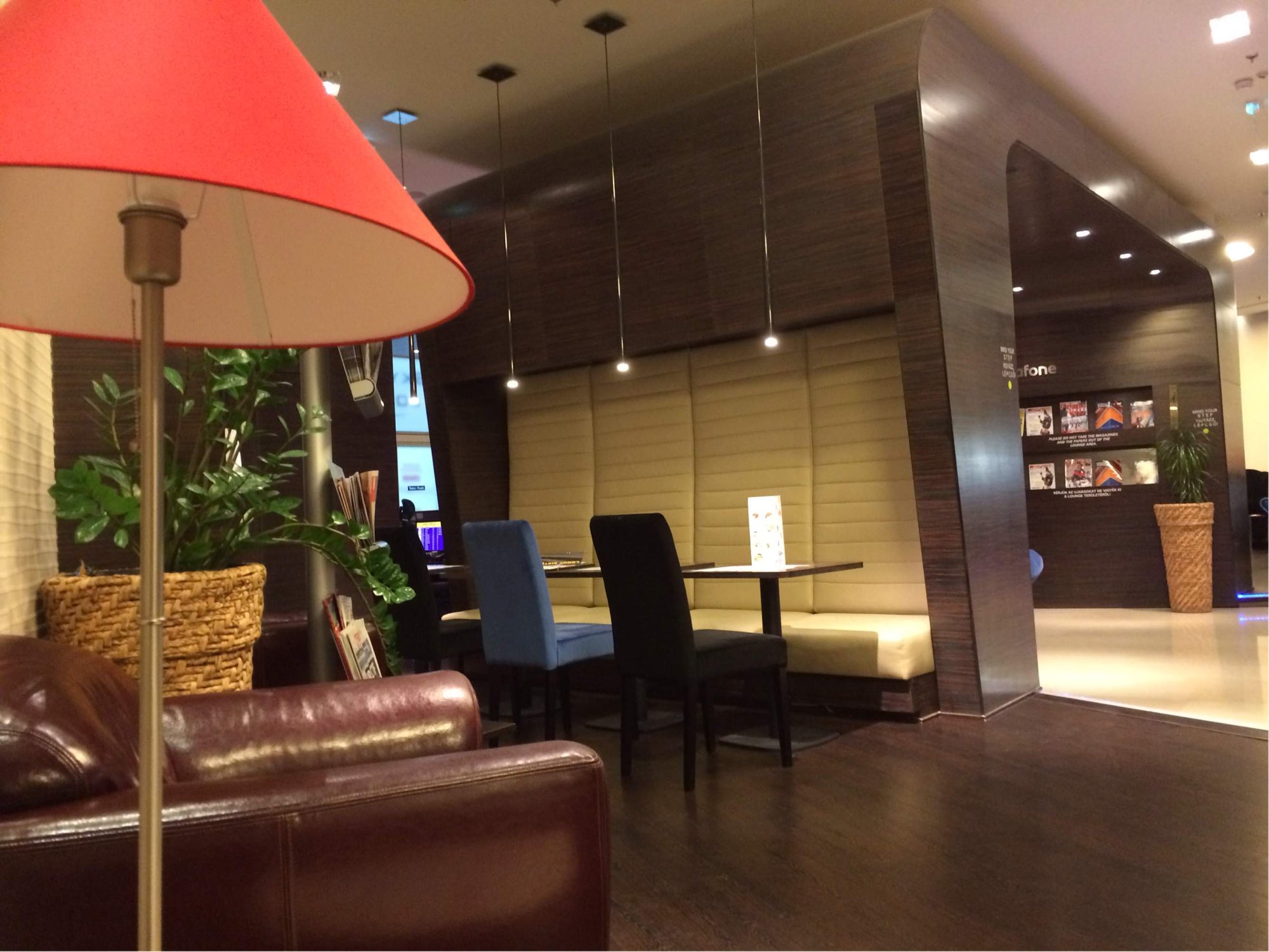 #2 of 5 images of SkyCourt Lounge