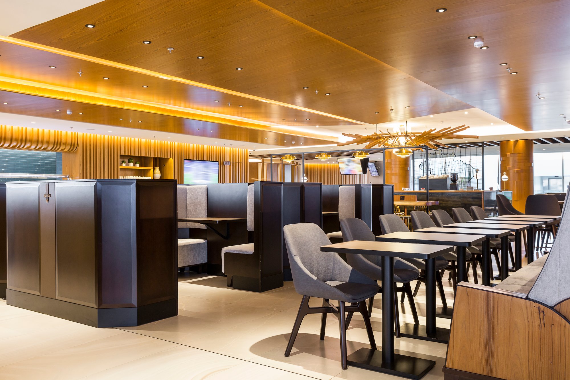 #4 of 5 images of Plaza Premium Lounge (International)