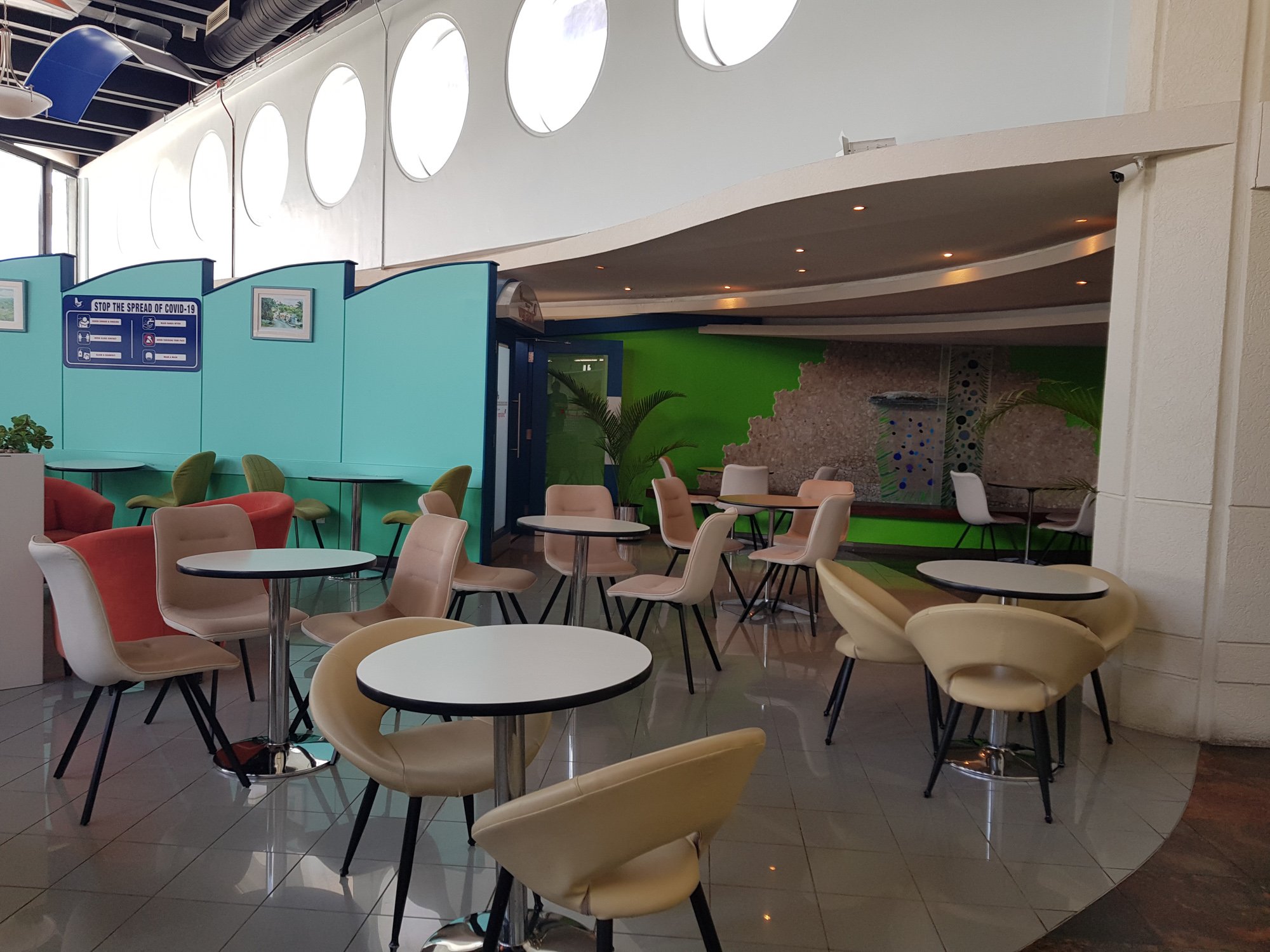 #3 of 5 images of Airlines Executive Lounge