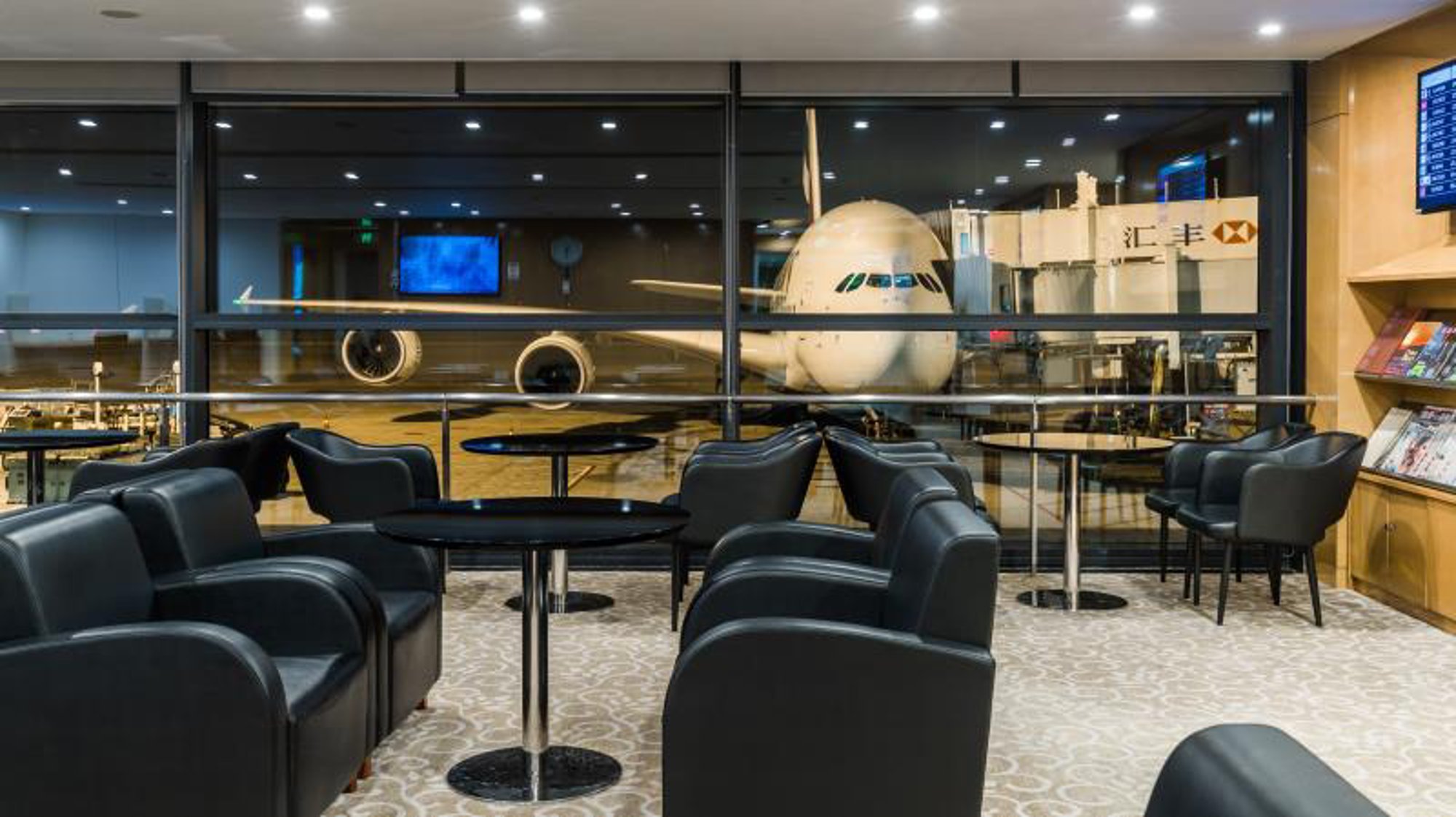 #1 of 4 images of No. 73 VIP Lounge