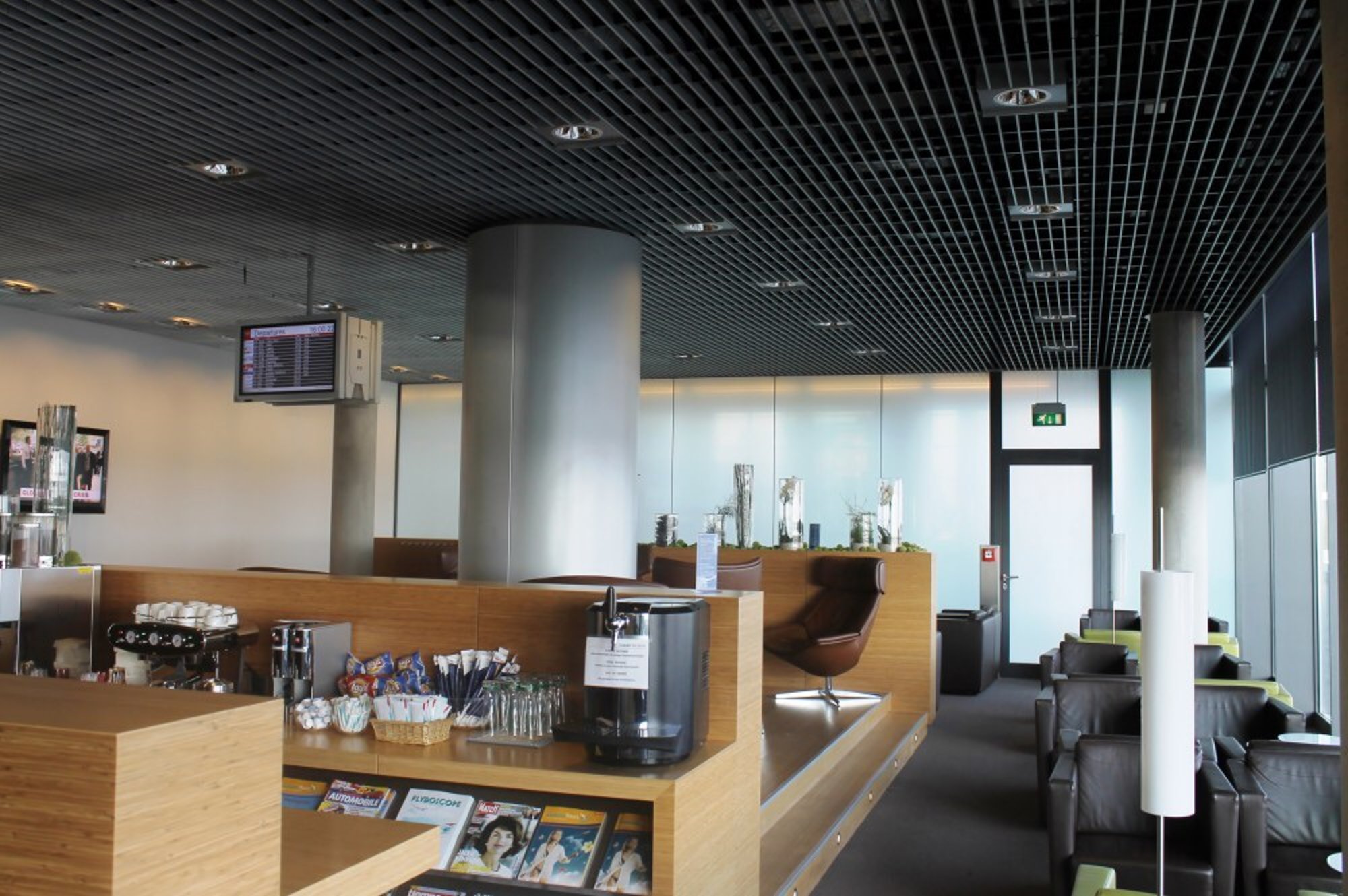 #2 of 5 images of The Lounge