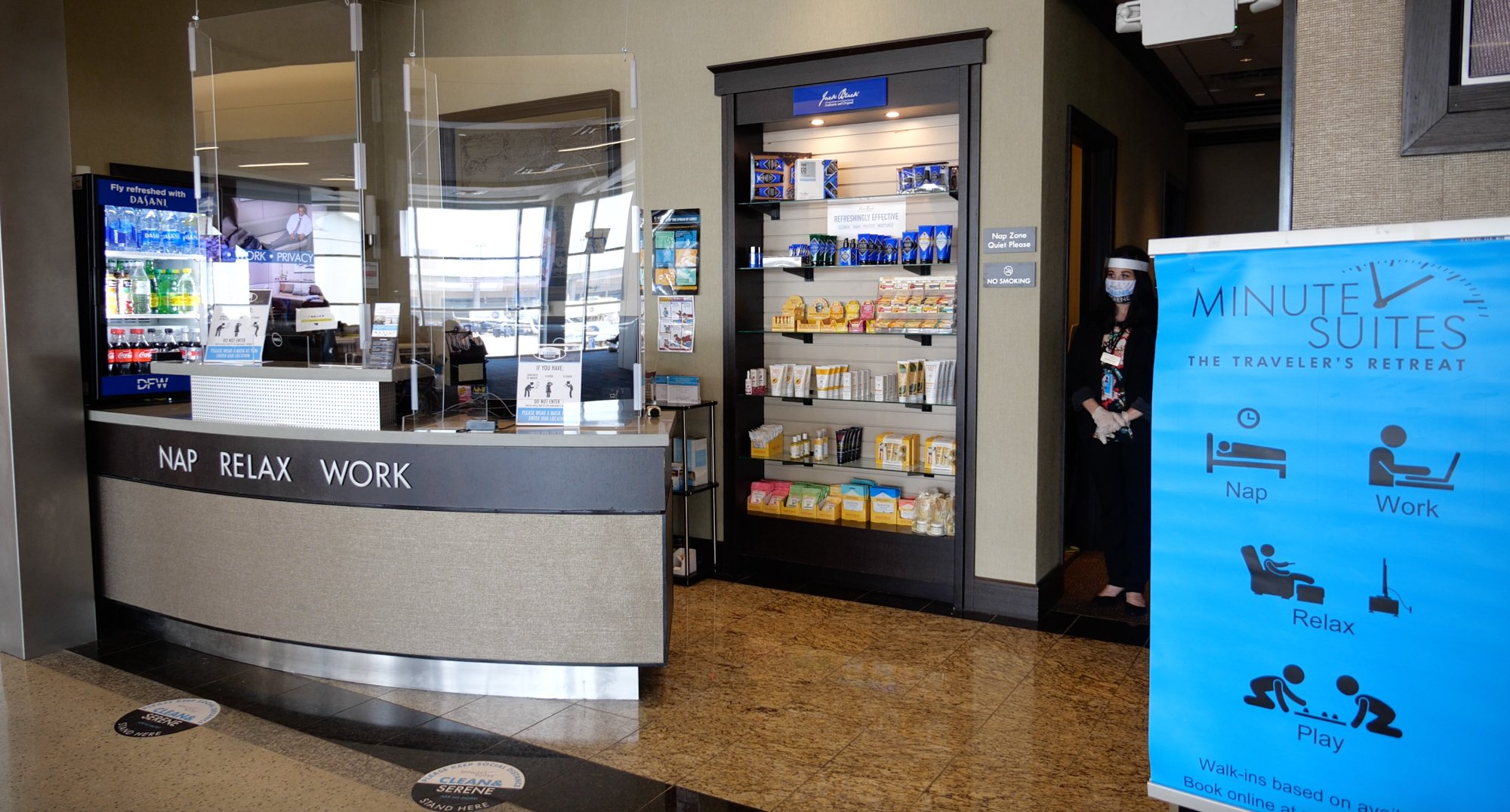 #3 of 5 images of Minute Suites