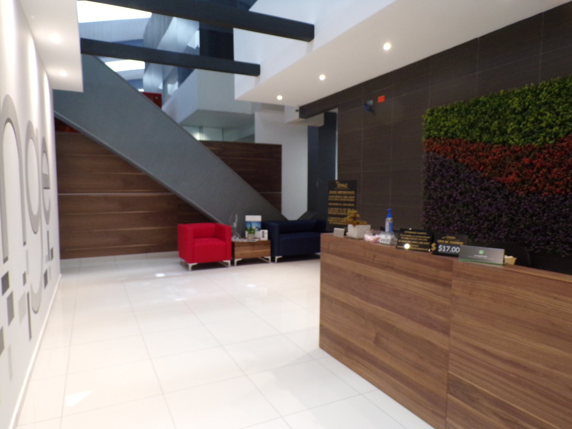 #1 of 5 images of OMA Premium Lounge