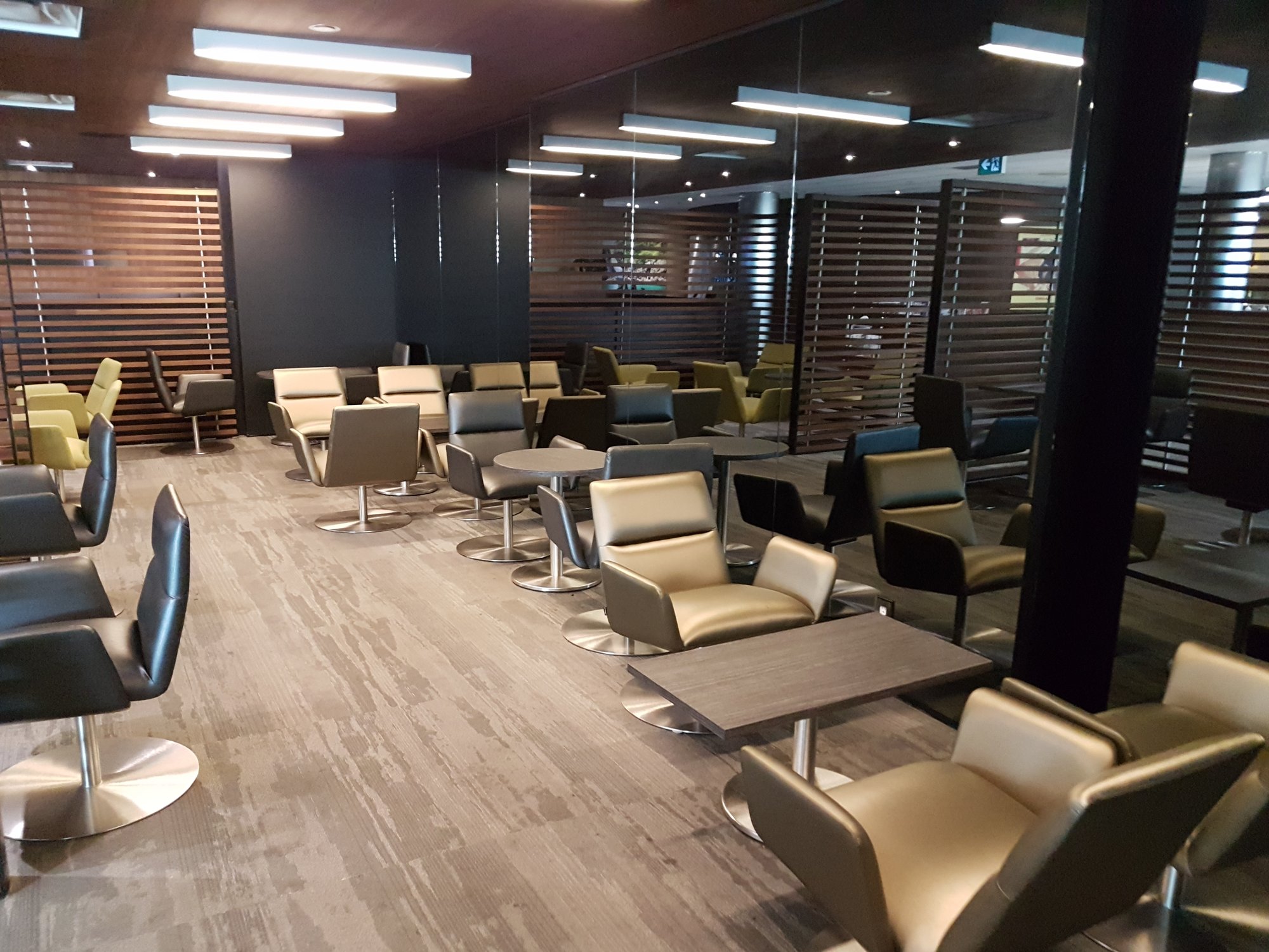 #2 of 5 images of Air France/KLM Lounge (Temporarily Closed)