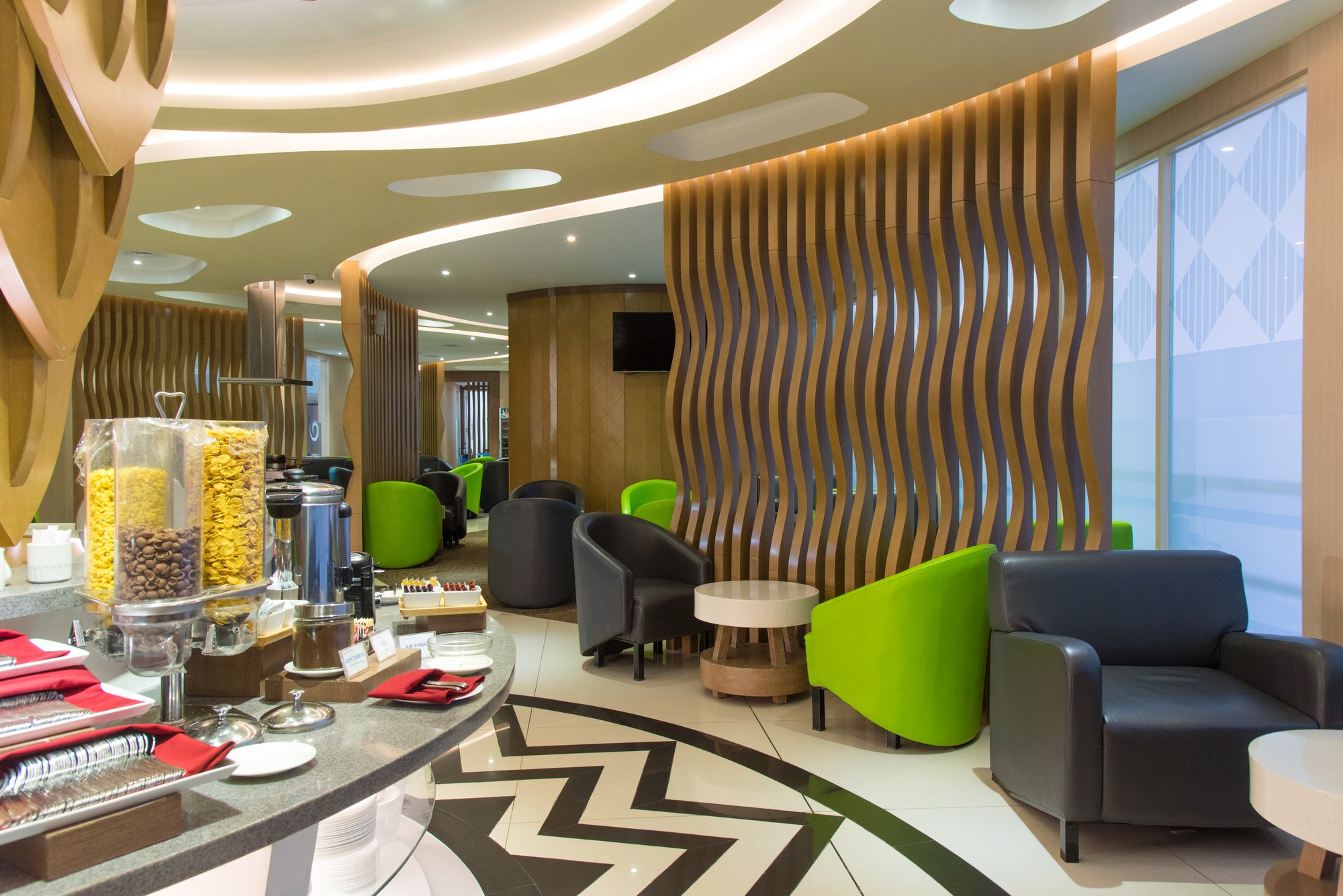 #1 of 5 images of Concordia Premier Lounge