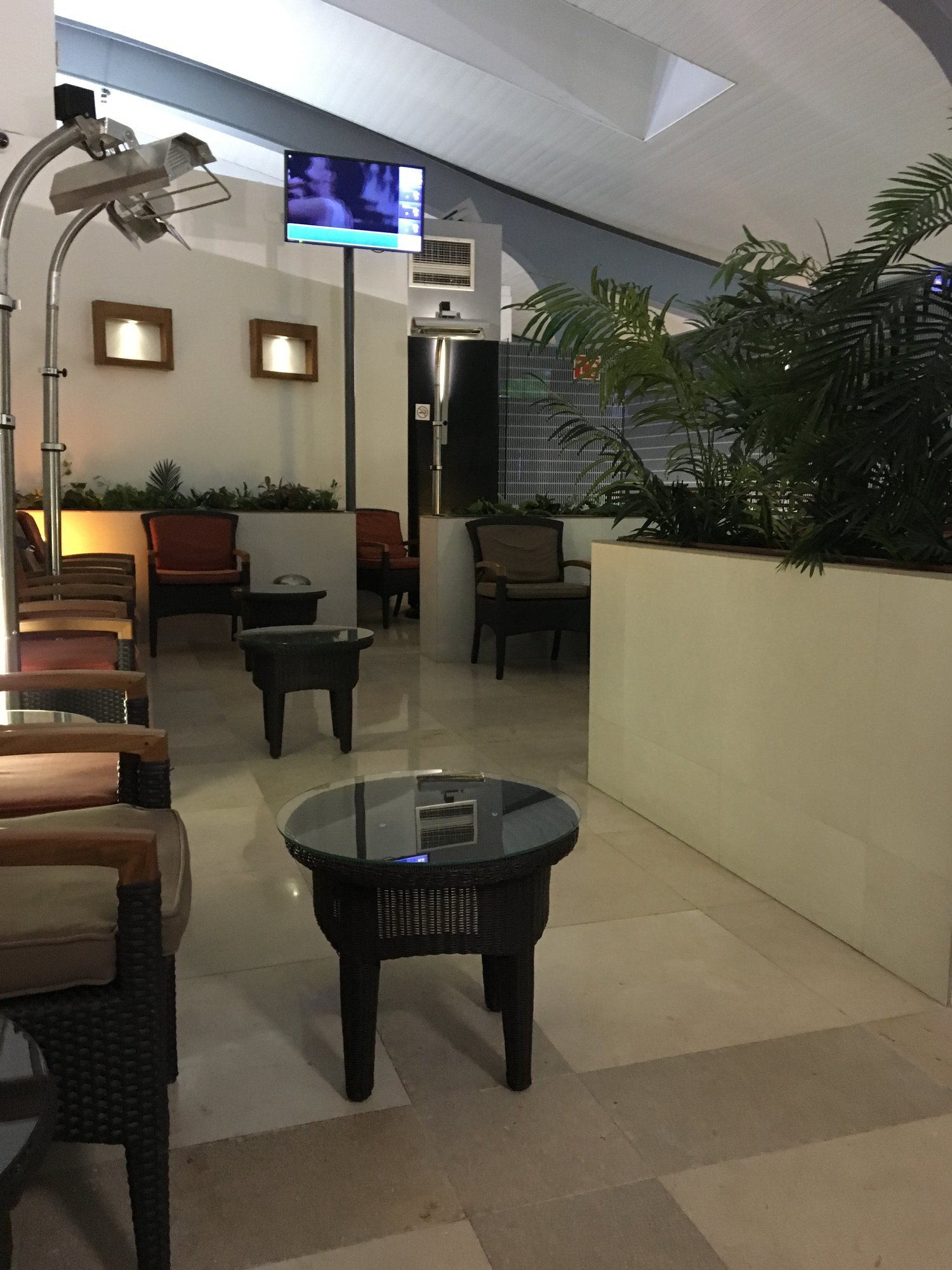 #2 of 2 images of Aeromexico – Salon Premier