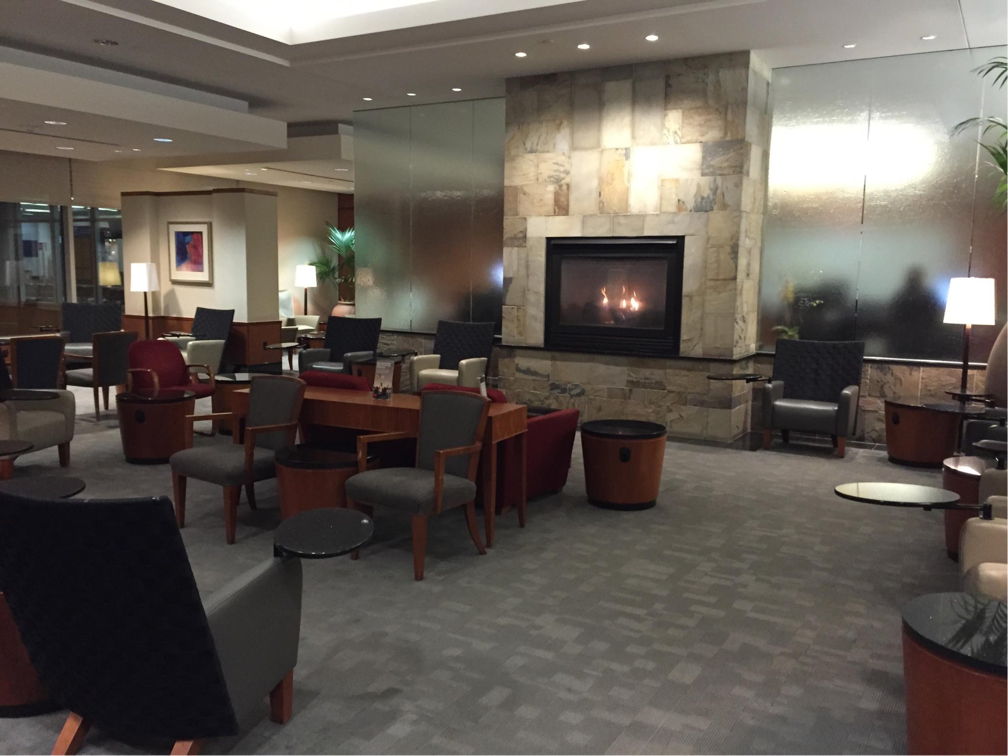 #4 of 5 images of Delta Sky Club
