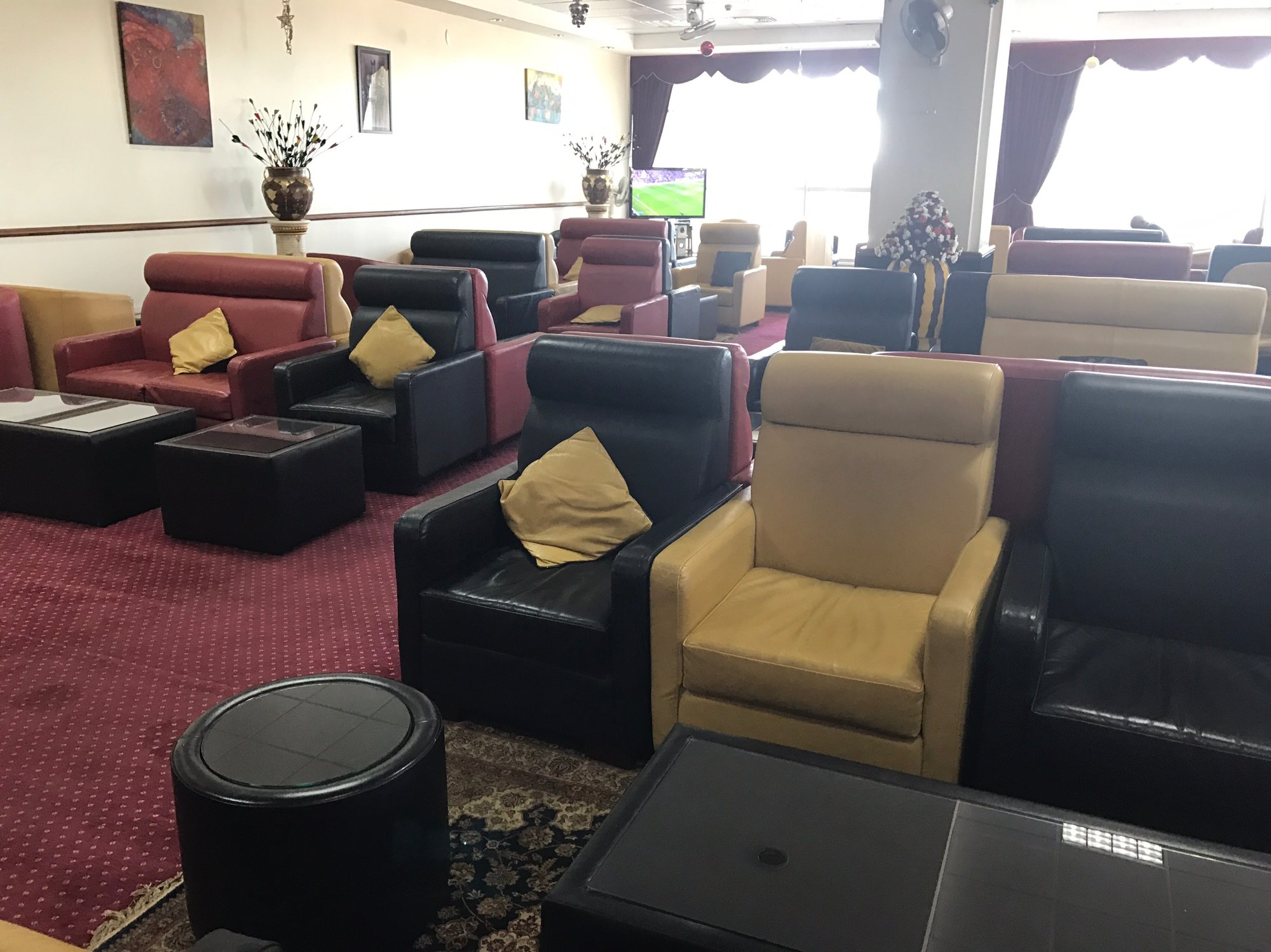 #2 of 5 images of Karibuni Lounge