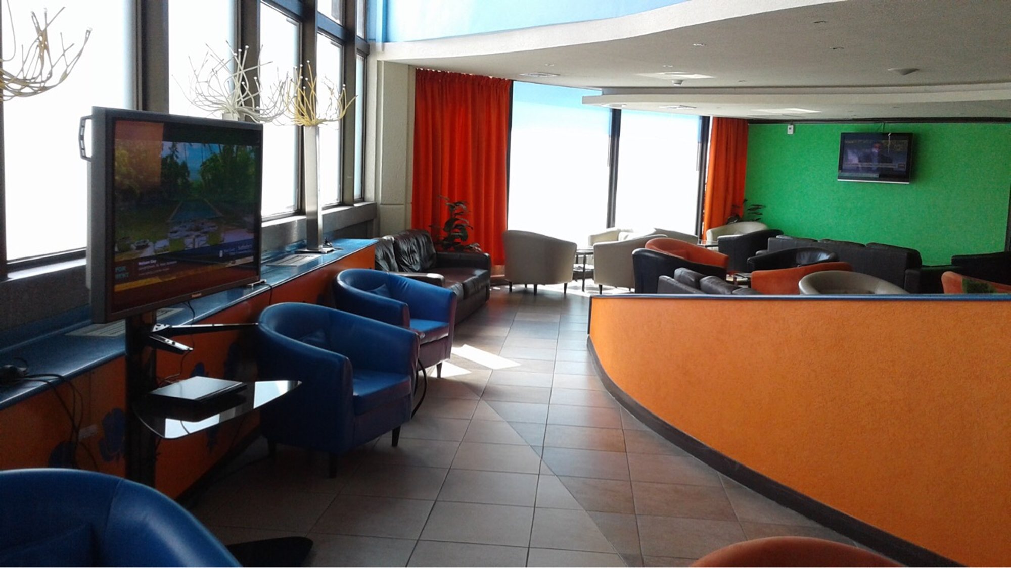 #5 of 5 images of Airlines Executive Lounge (Temporarily Closed)