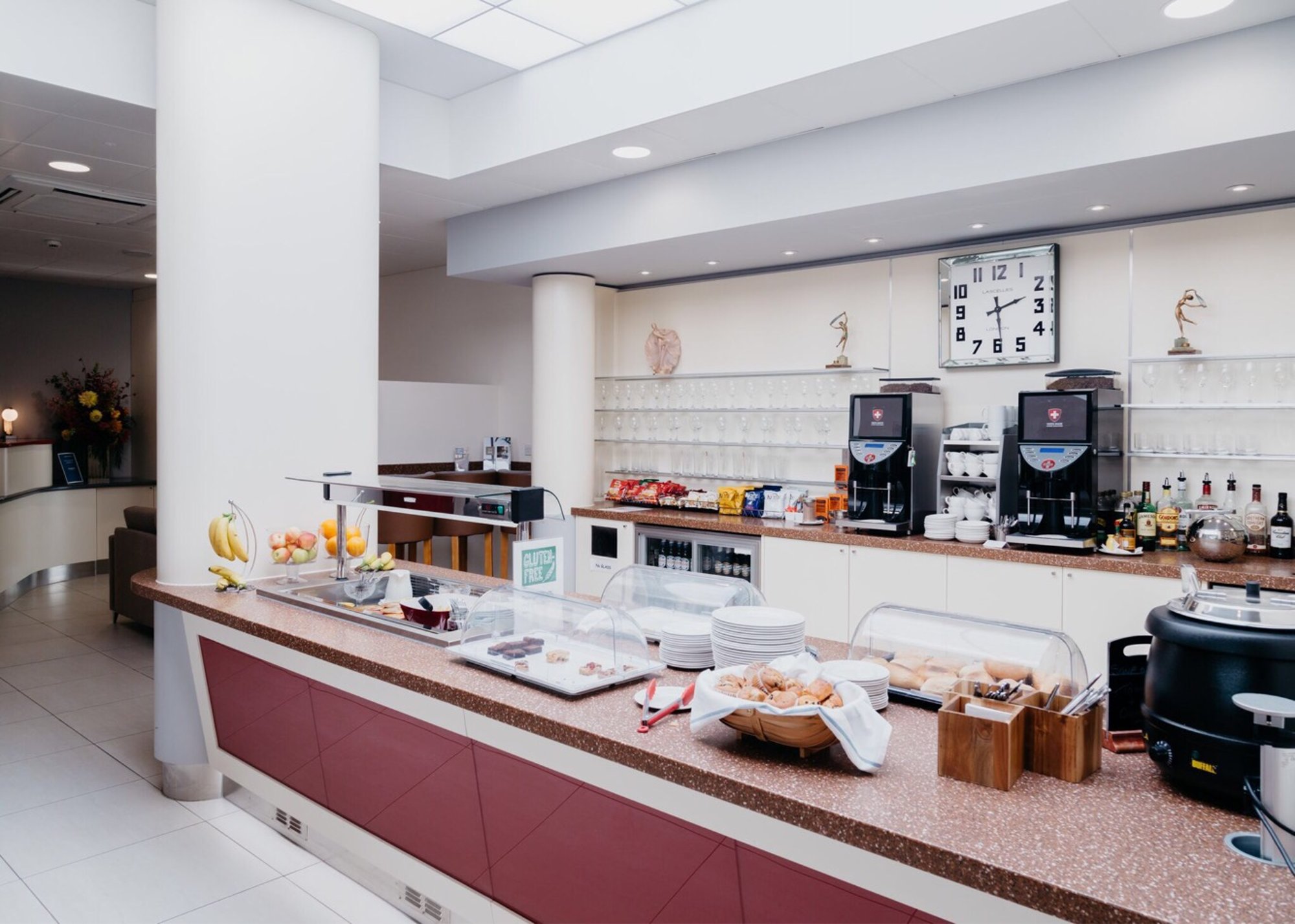#4 of 5 images of Executive Lounge