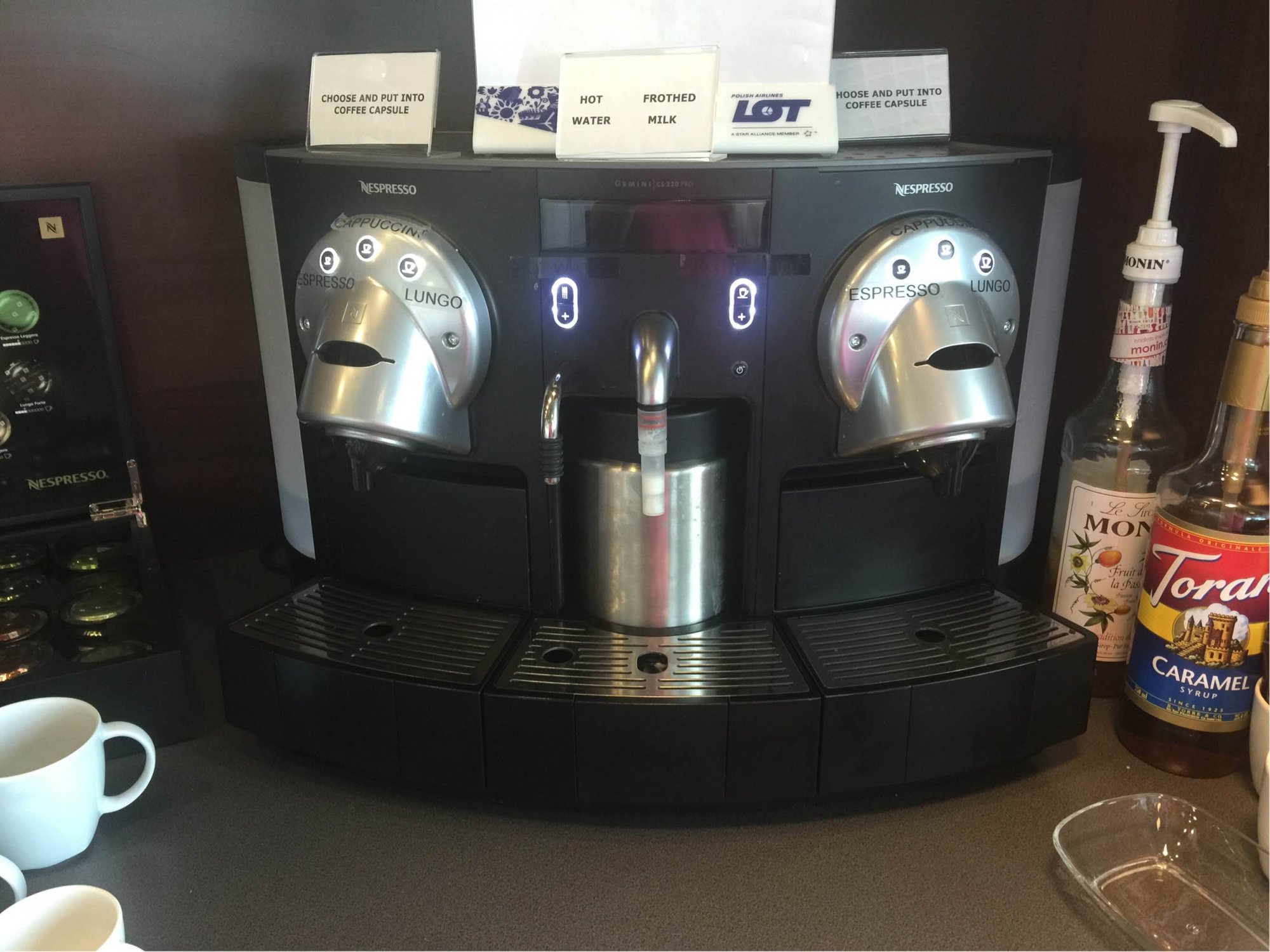 #3 of 3 images of Business Lounge by Baltona (Schengen)