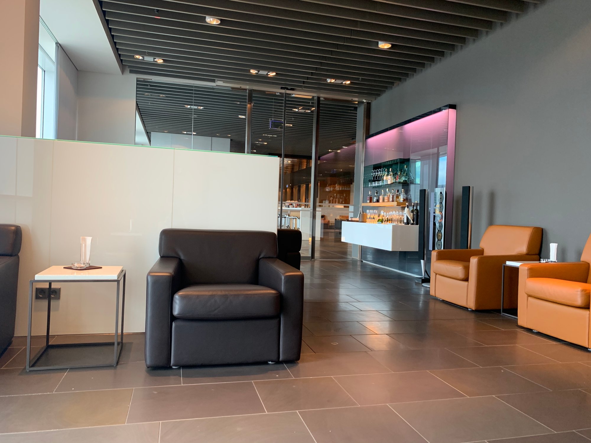 #2 of 5 images of Lufthansa First Class Lounge (Non-Schengen)