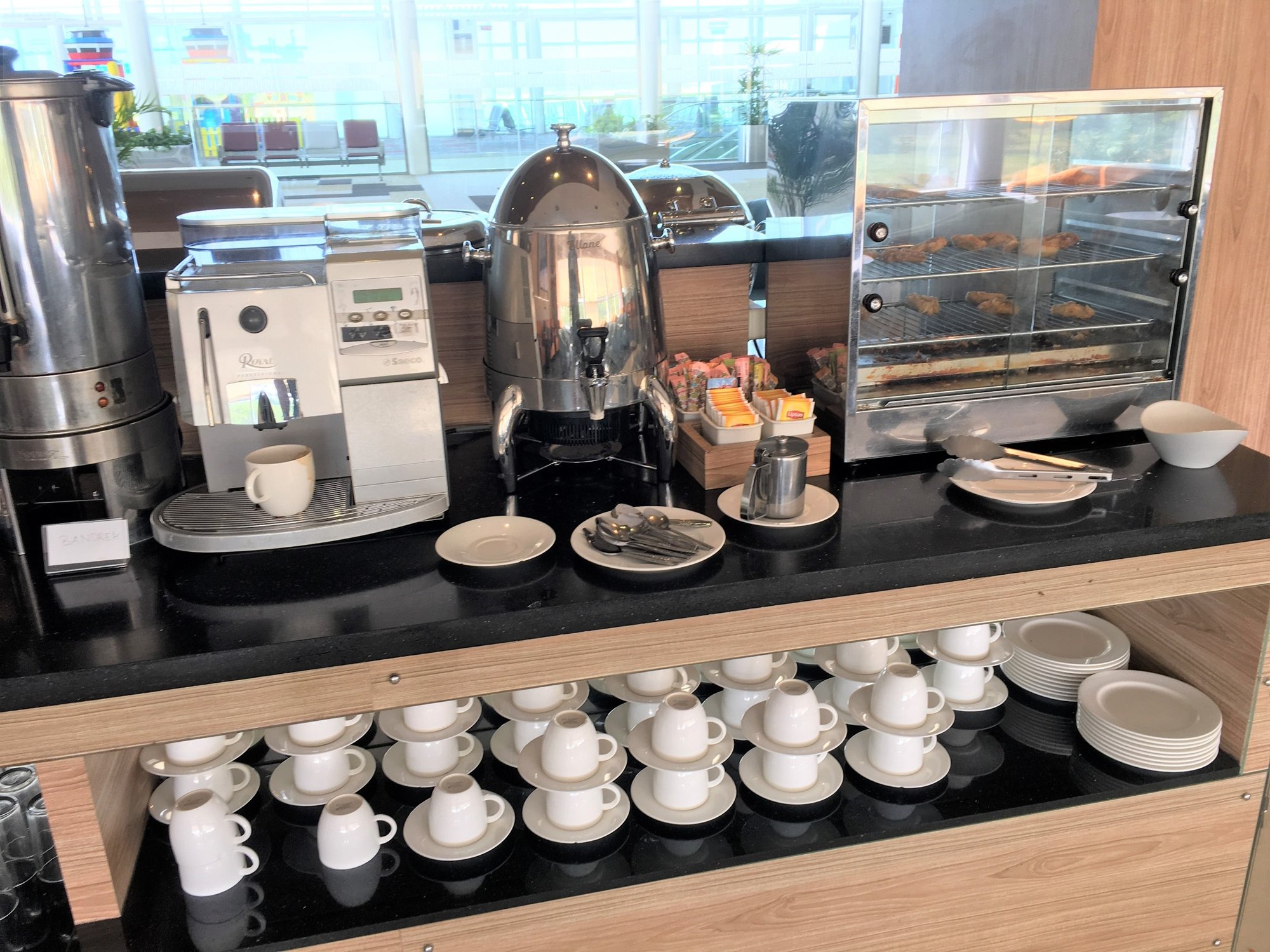 #4 of 5 images of Saphire Mandai Executive Lounge (Temporarily Closed)