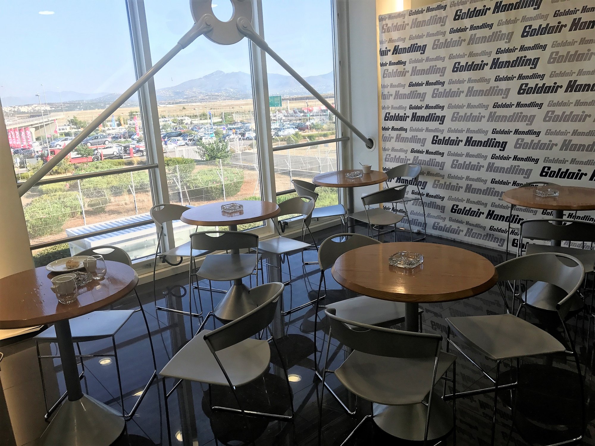 #3 of 5 images of Goldair CIP Lounge